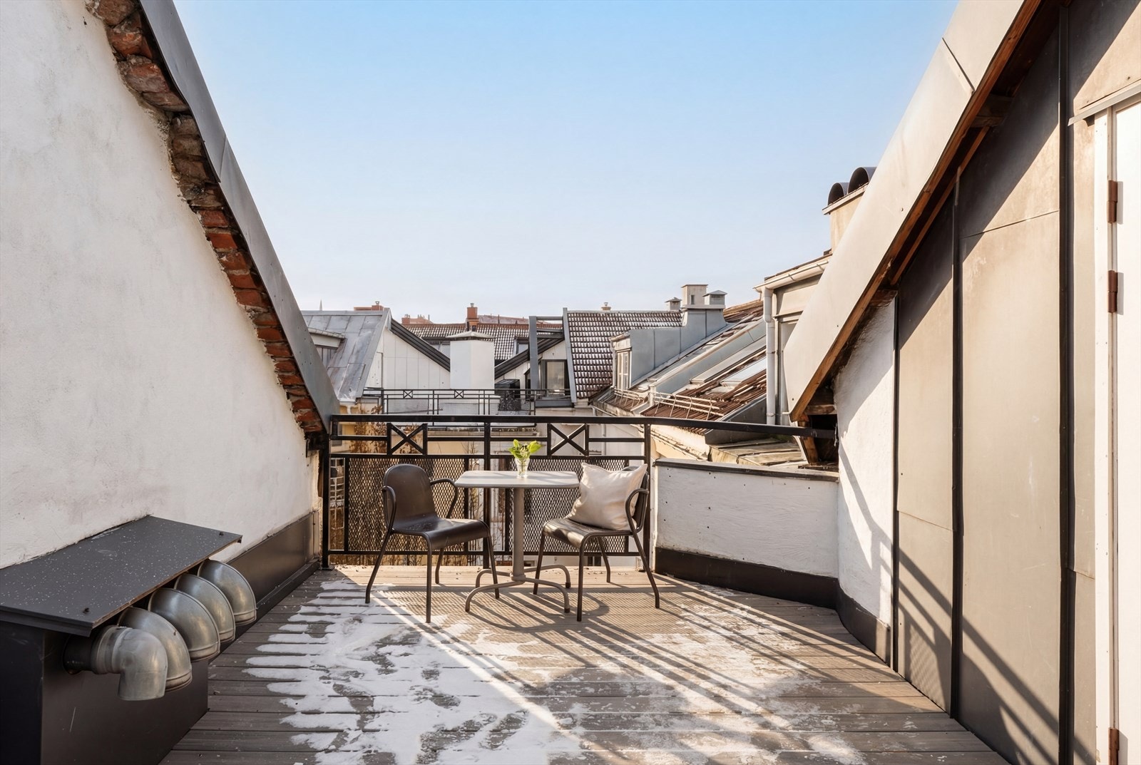 Borettslaget har også en felles takterrasse som passer perfekt på finværsdager. Galleribilde