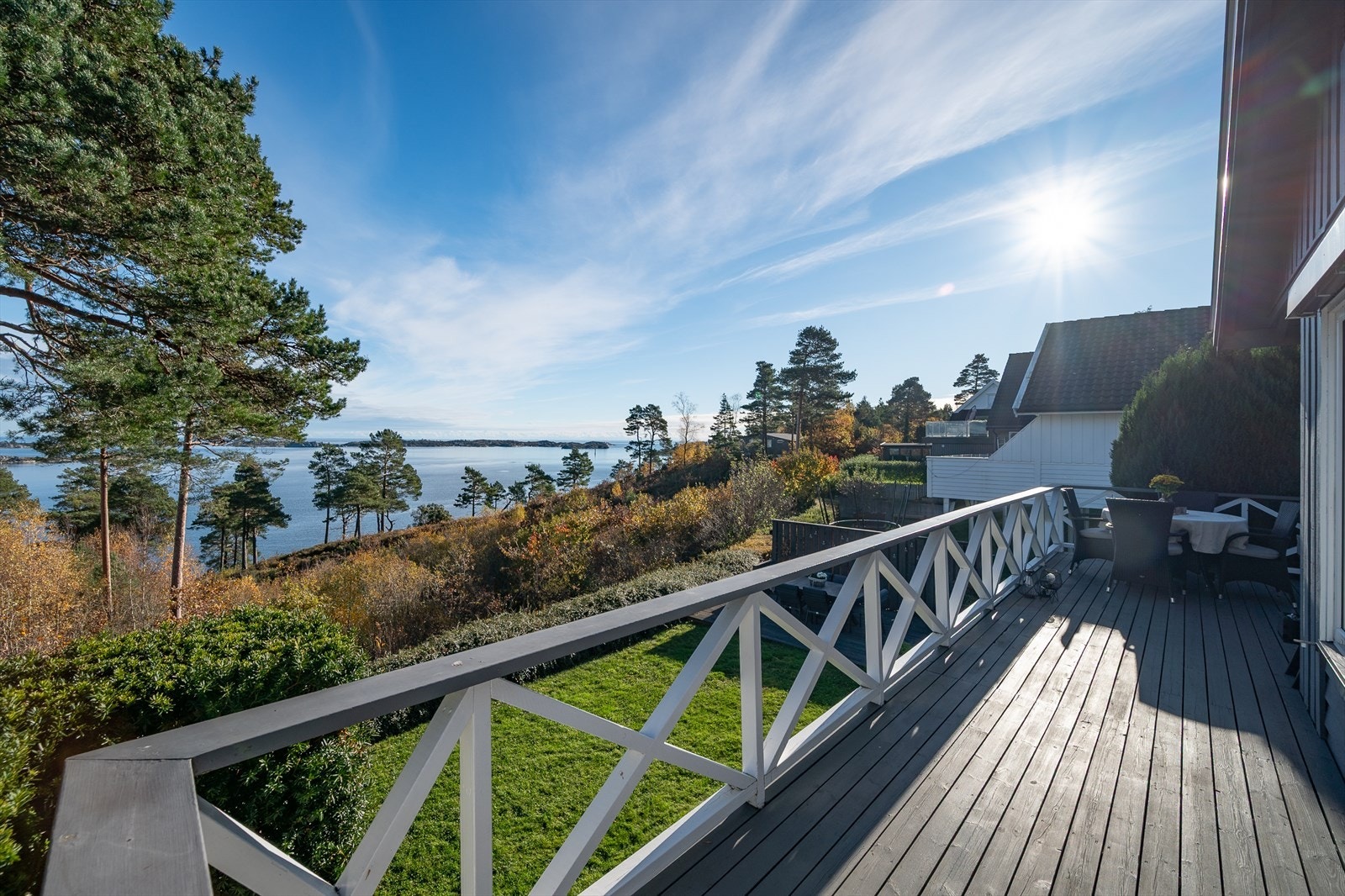 Eiendommen grenser til friareal og det er enkel adkomst til flotte turområder Galleribilde