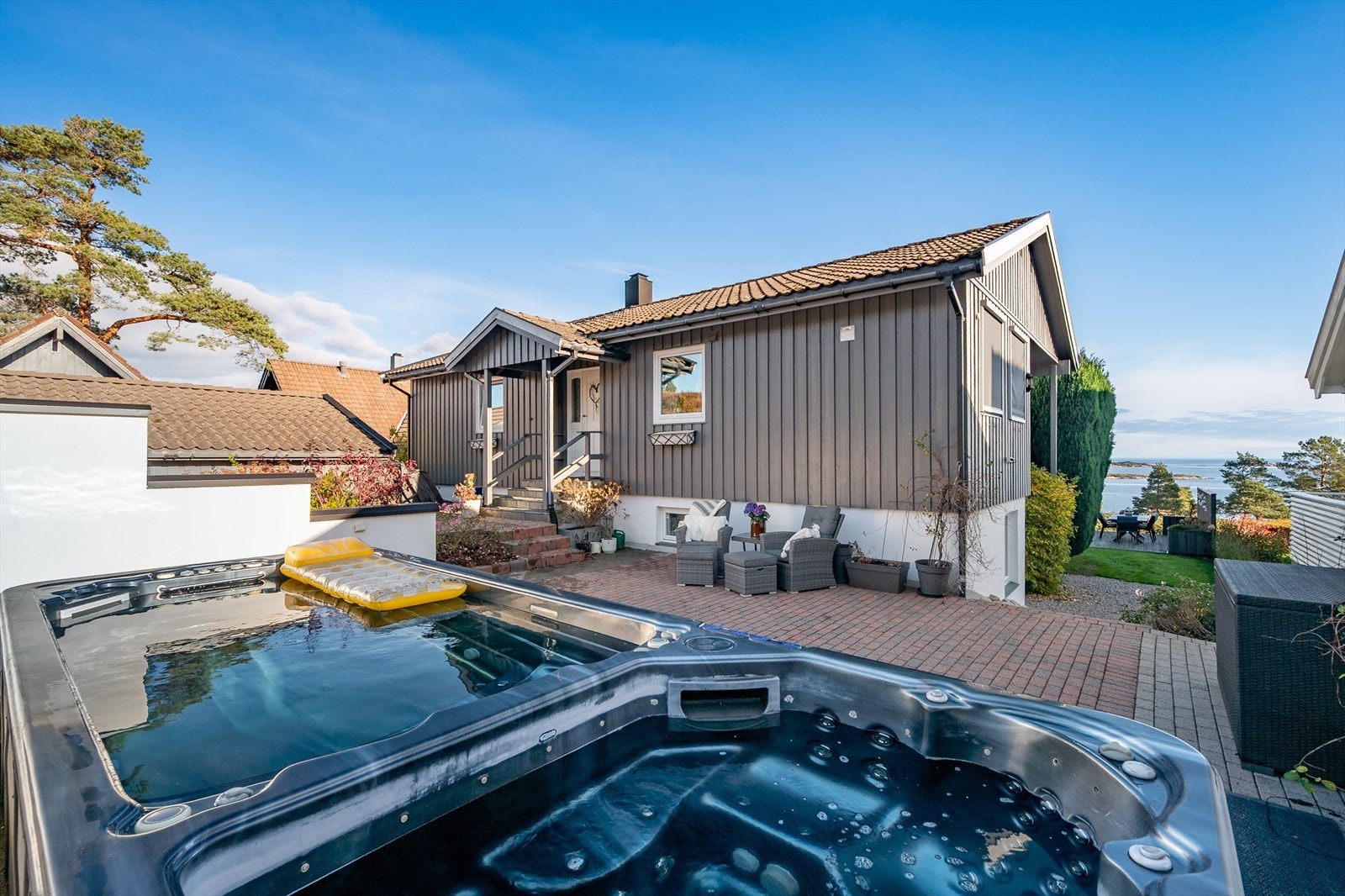 Bassengområde Galleribilde