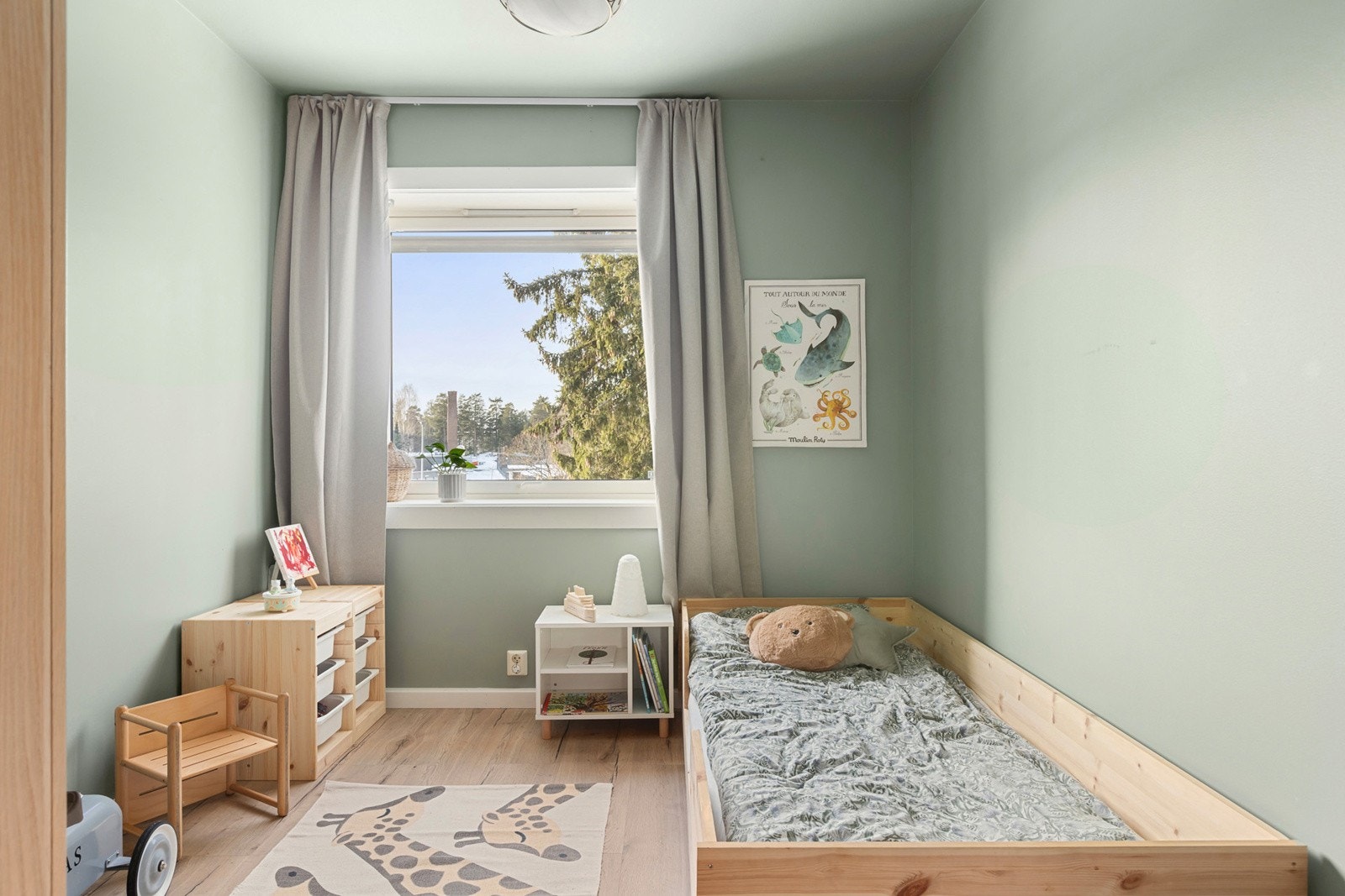 Soverom 2 passer utmerket som barnerom, gjesterom eller kontor. Galleribilde