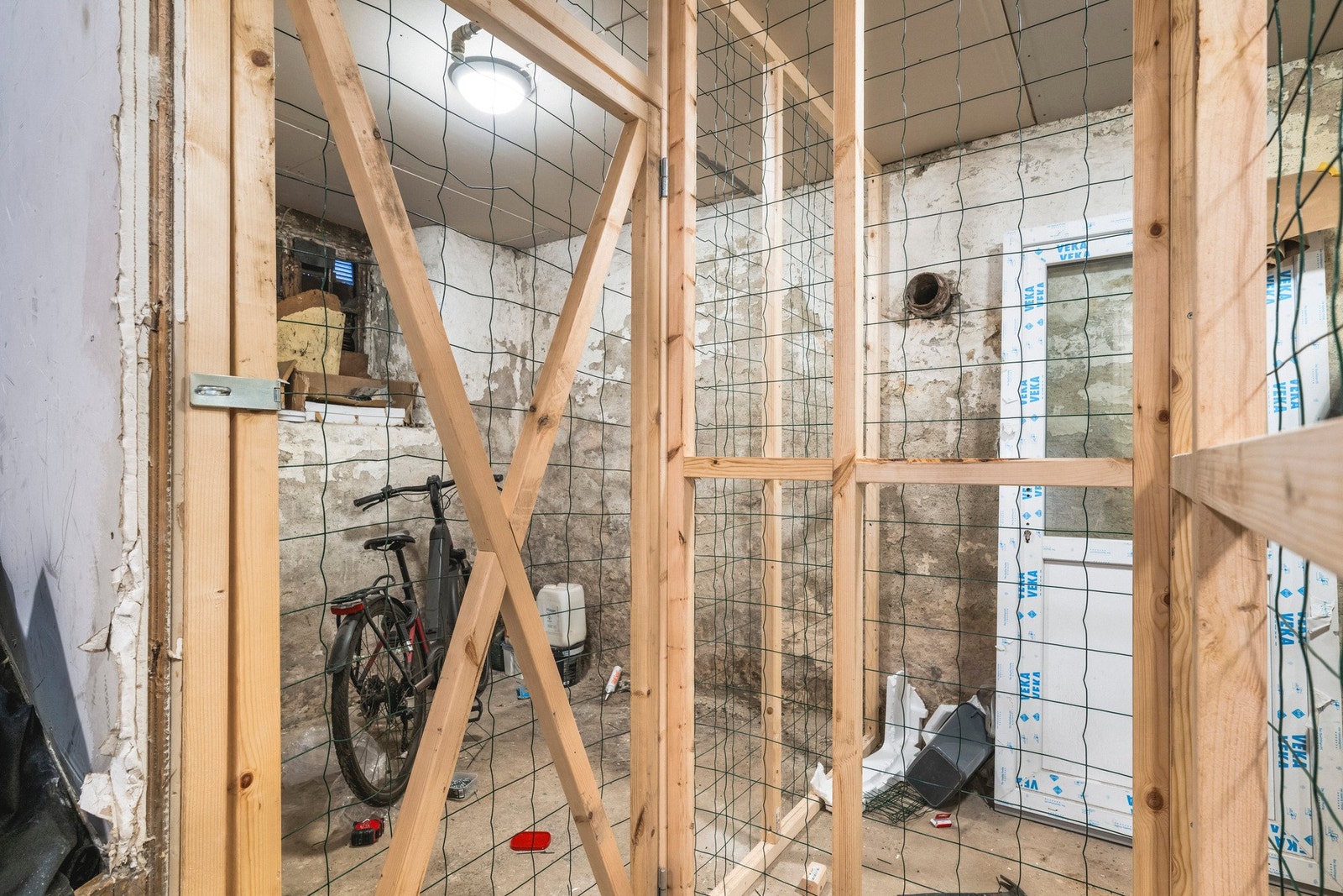 Felles bod i kjeller Galleribilde