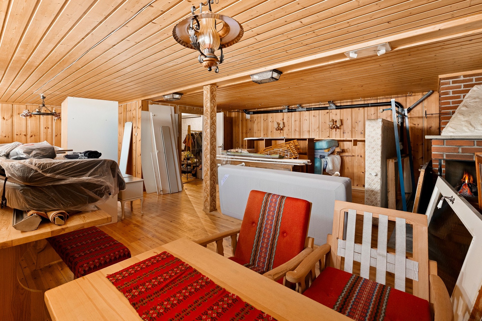 Kjellerstue (utleid til Skagerak Bolig AS): kr 3 500 pr. mnd Galleribilde