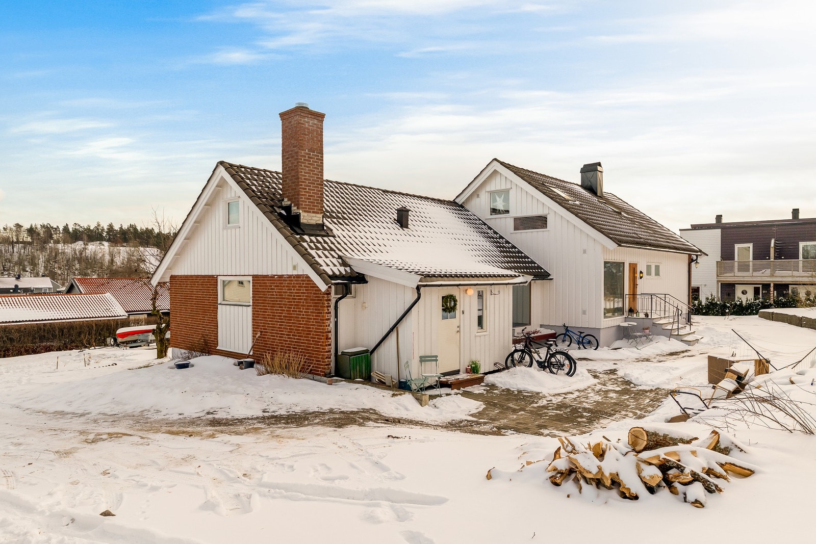 En sjelden mulighet for deg som ønsker mye plass kombinert med solide leieinntekter, gode bruksmuligheter og potensial for videre utvikling Galleribilde