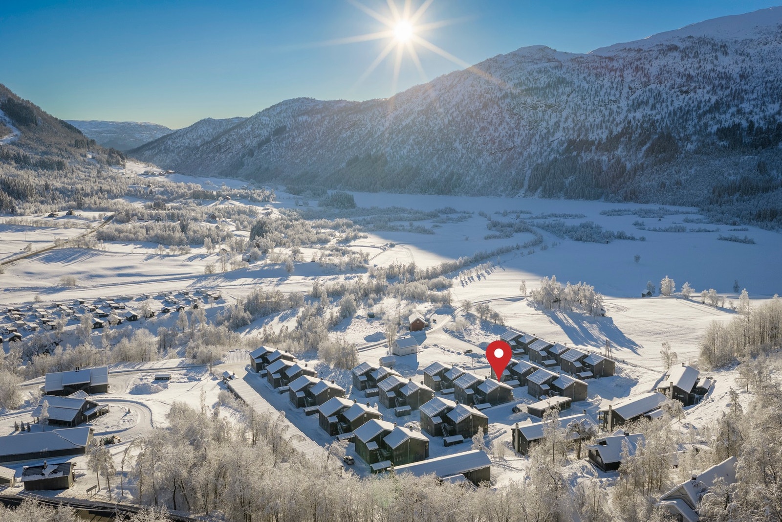 Man kjører helt til døren for å laste av og parkerer noen meter fra leiligheten. Galleribilde
