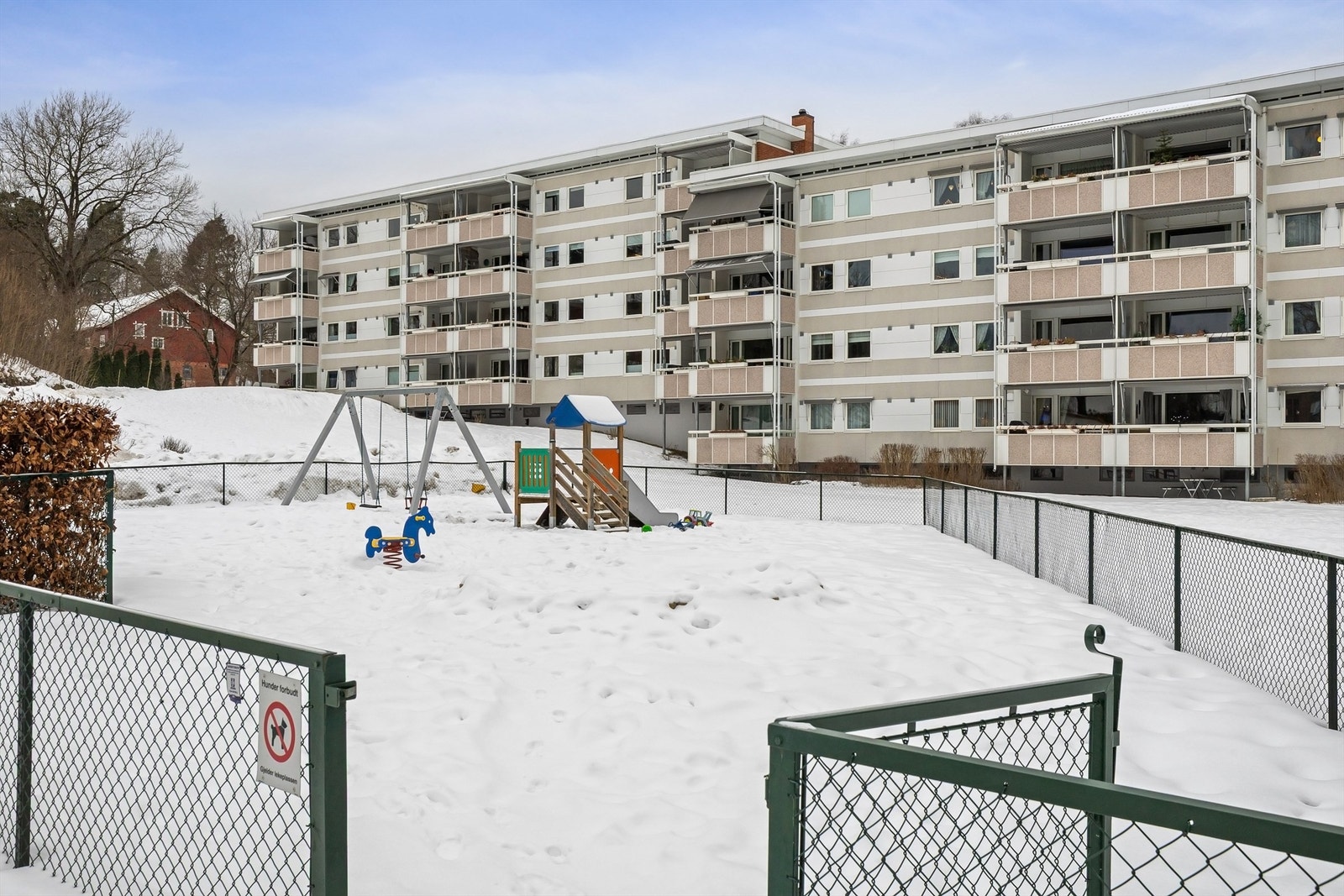 Rolig og barnevennlig boligområde med nærhet til det meste Galleribilde
