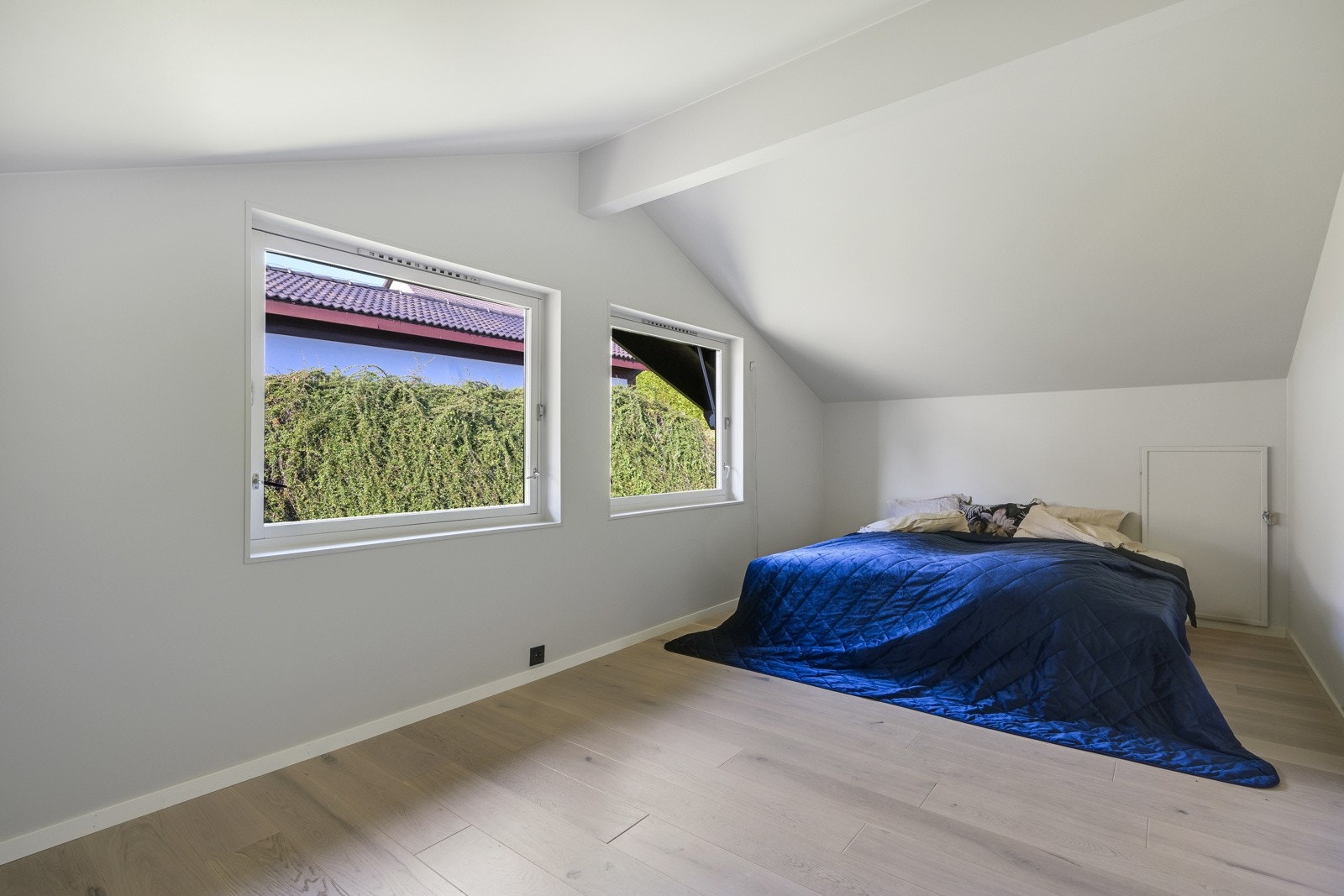 Dette var opprinnelig to soverom og kan eventuelt tilbakeføres til dette igjen Galleribilde