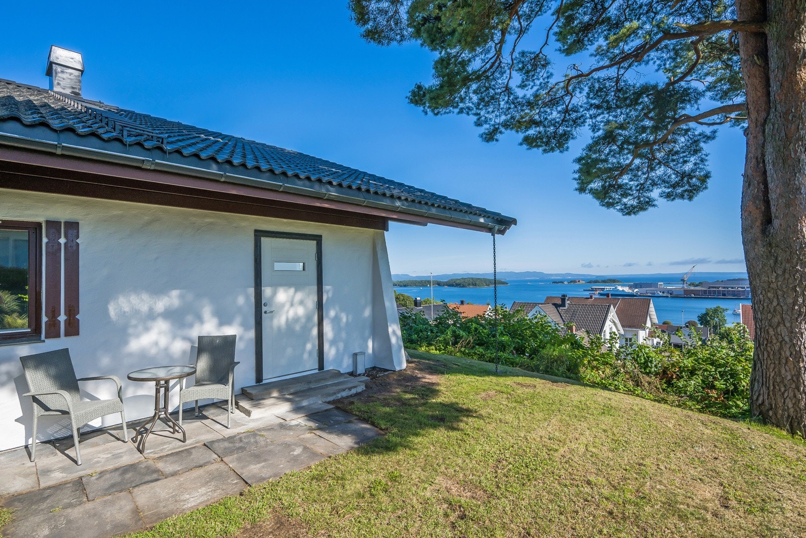 Den nye hybelleiligheten har egen inngang fra utsiden mot syd/øst Galleribilde