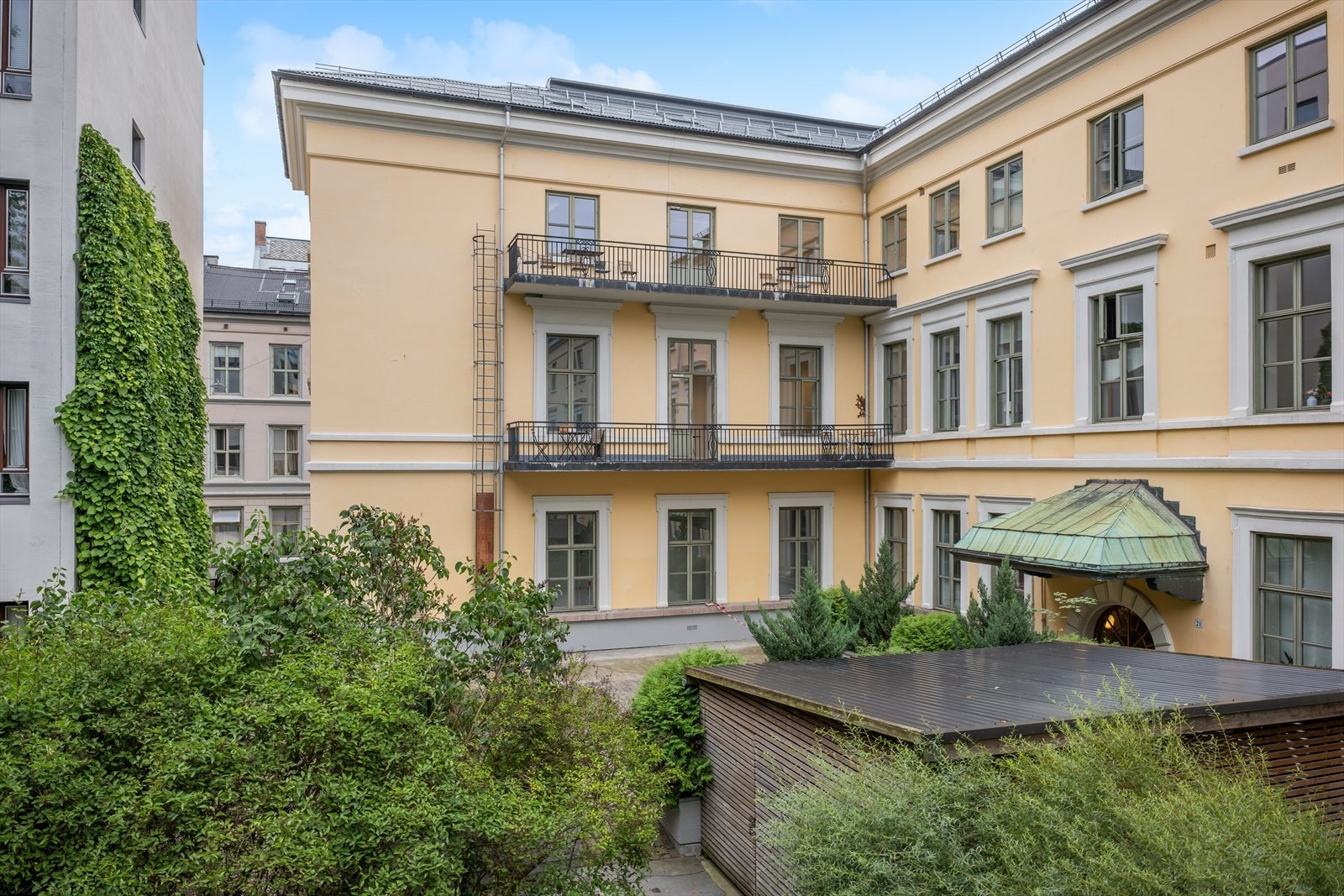 Bygget - som opprinnelig var en del av Rikshospitalet - er vernet og er på Byantikvarens gule liste for å bevare de klassiske pregene. Galleribilde