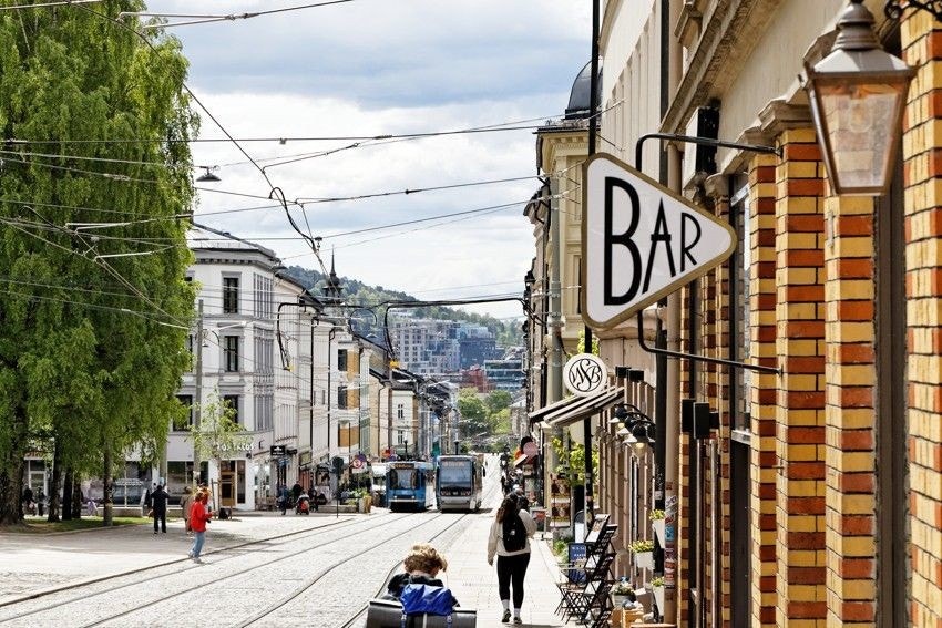 Leiligheten har en meget bra beliggenhet på Grünerløkka, med sitt urbane bydelsliv like utenfor hoveddøren med alt denne spennende bydelen kan by på Galleribilde