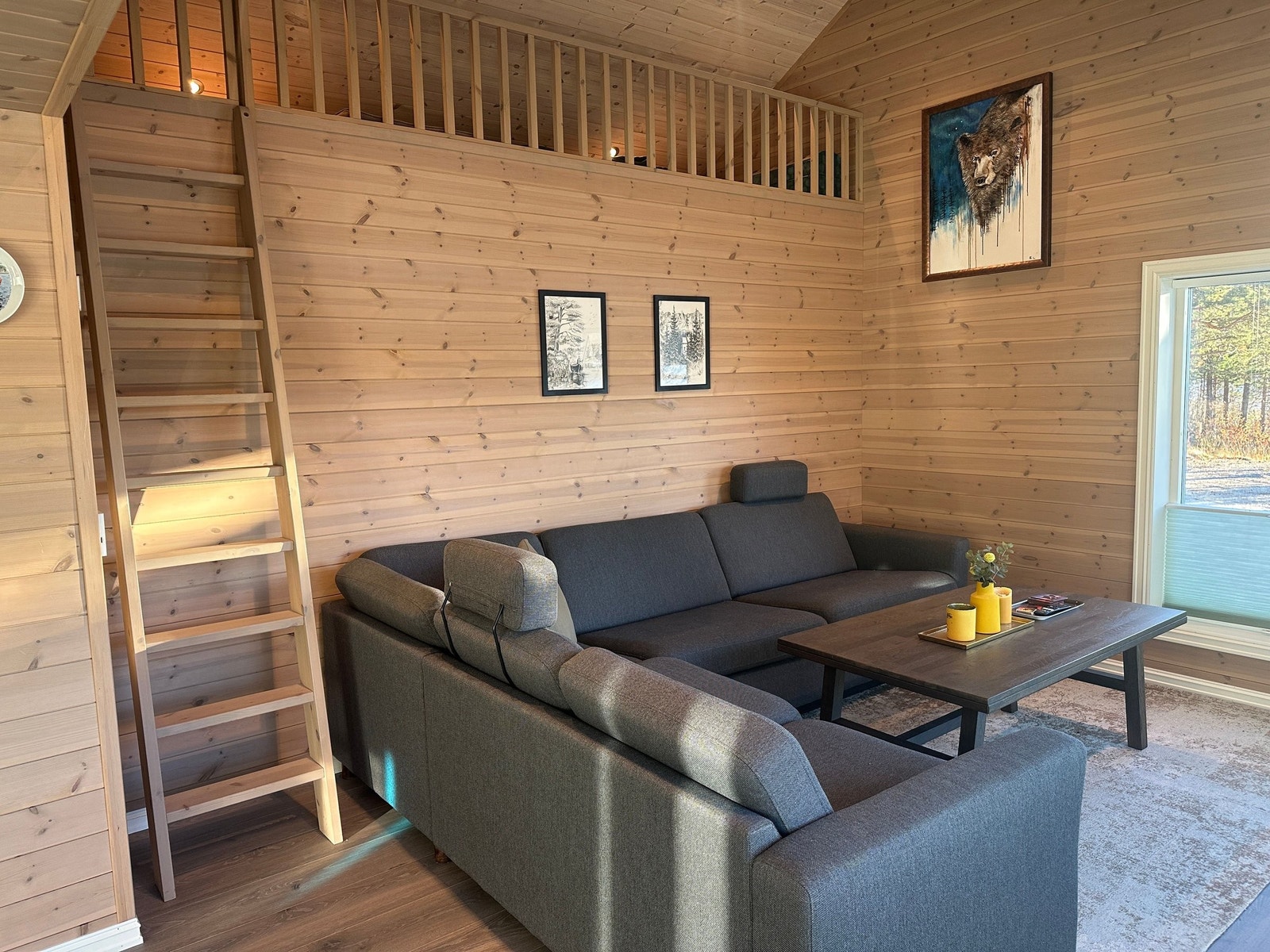 Stue og hems. Galleribilde