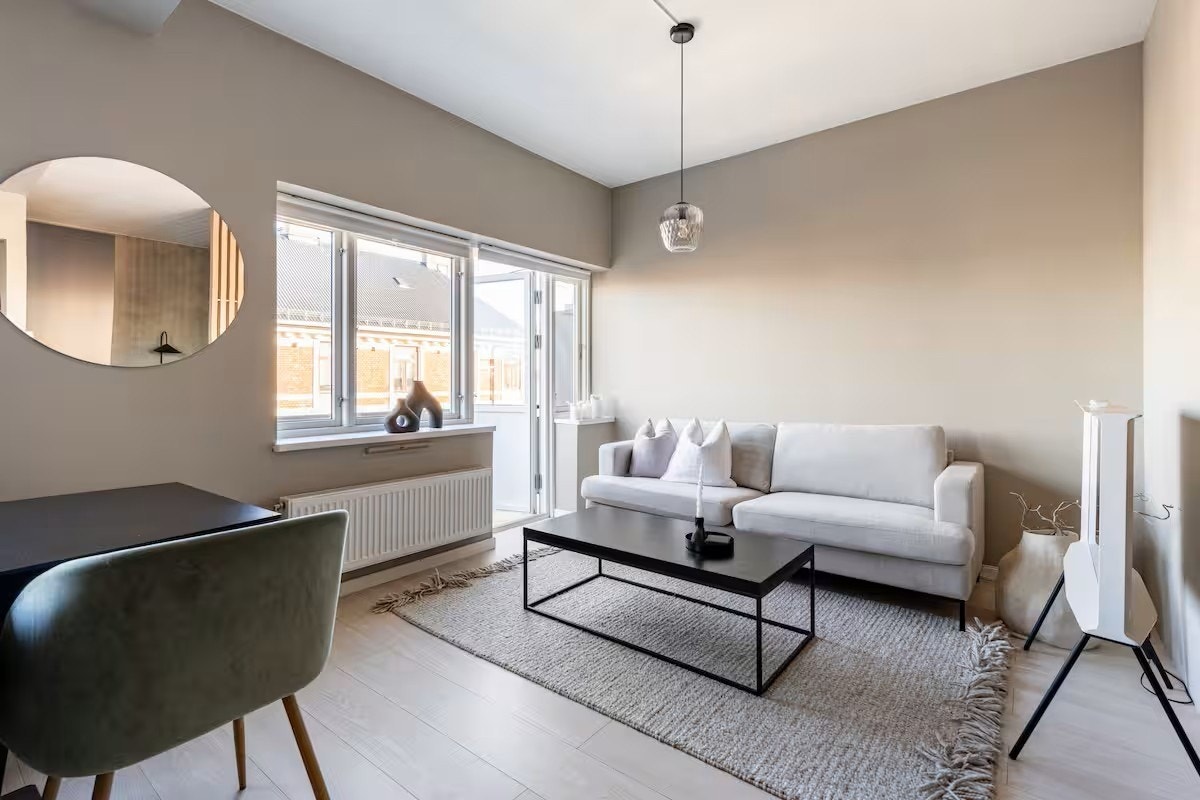 Stue med utgang til balkong Galleribilde