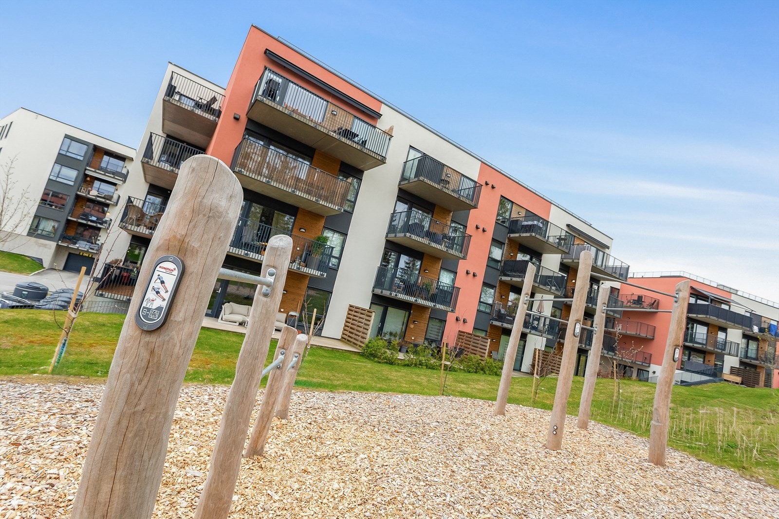 Flere treningssentre og idrettsanlegg finnes også i umiddelbar nærhet. Galleribilde