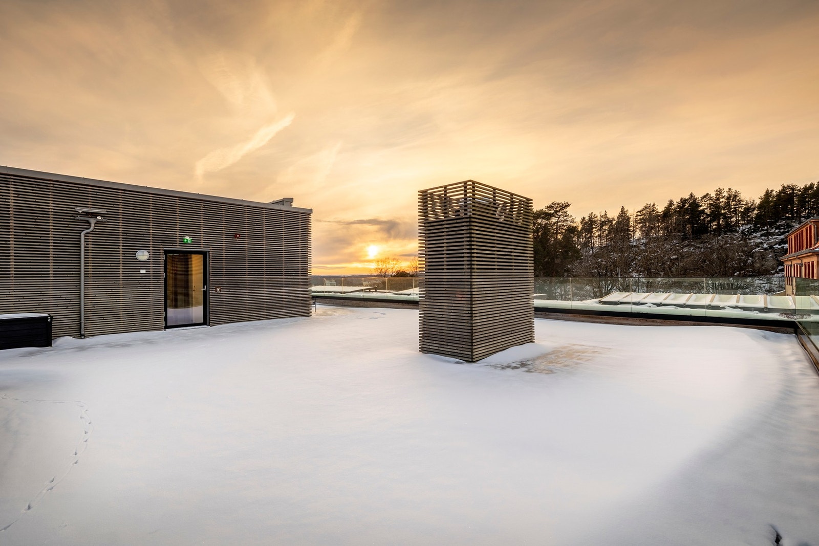 Her er det utelys og flere sittegrupper. Galleribilde