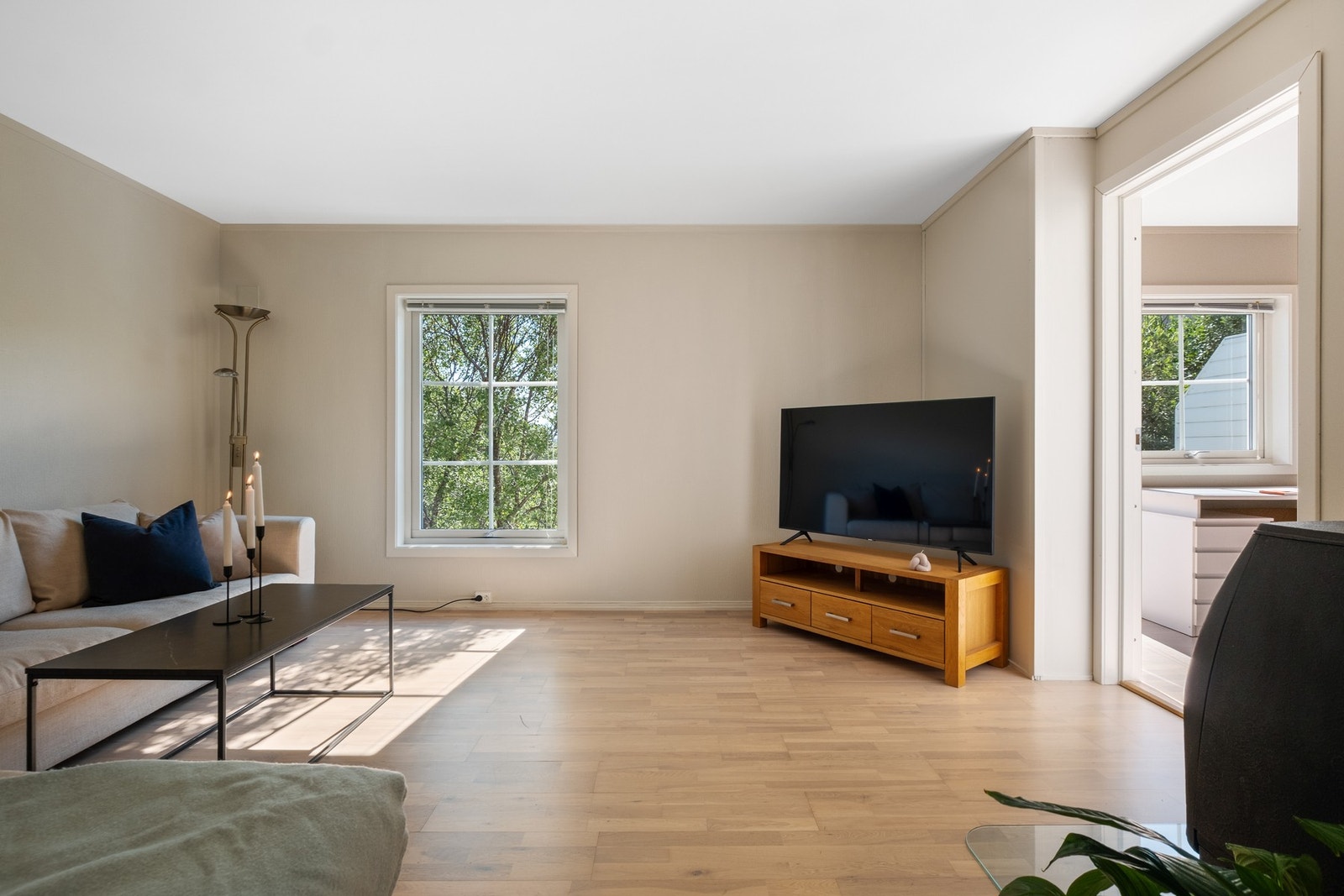 Vedovn for ekstra vinterkos plassert i hjørnet. Galleribilde