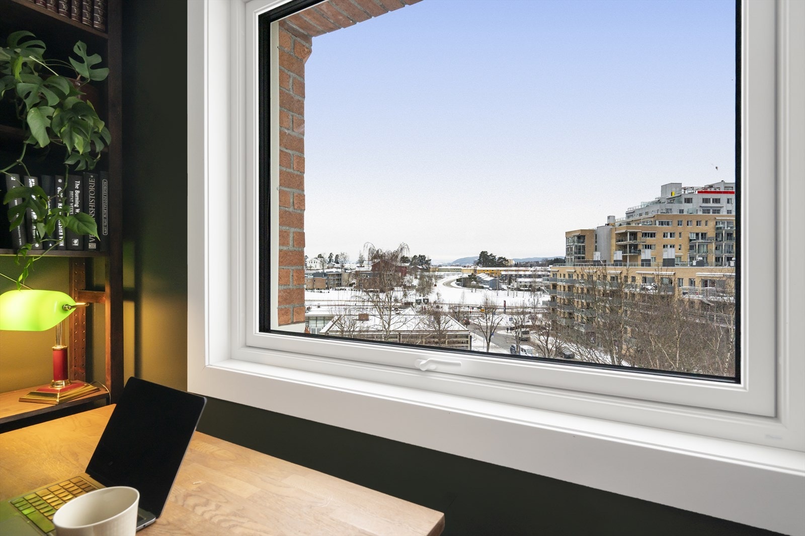 Borettslaget skiftet vinduer og balkongdør i 2025. Galleribilde