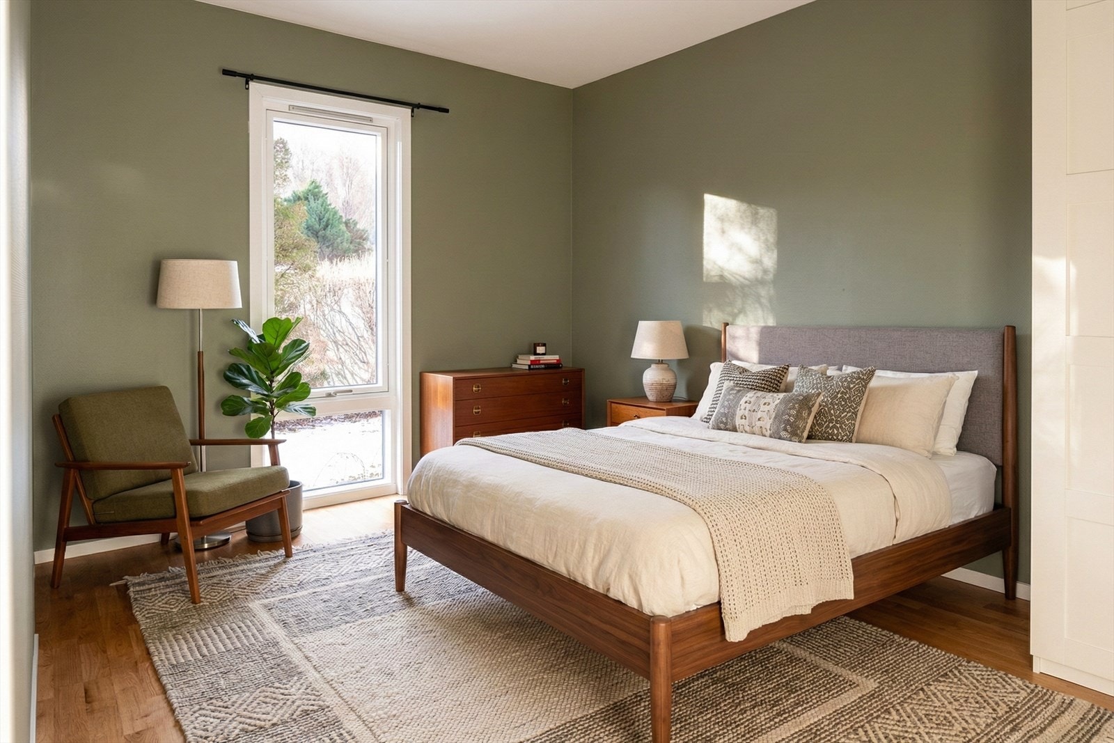 Hovedsoverommet måler hele 11,5m². (Digital møblering). Galleribilde