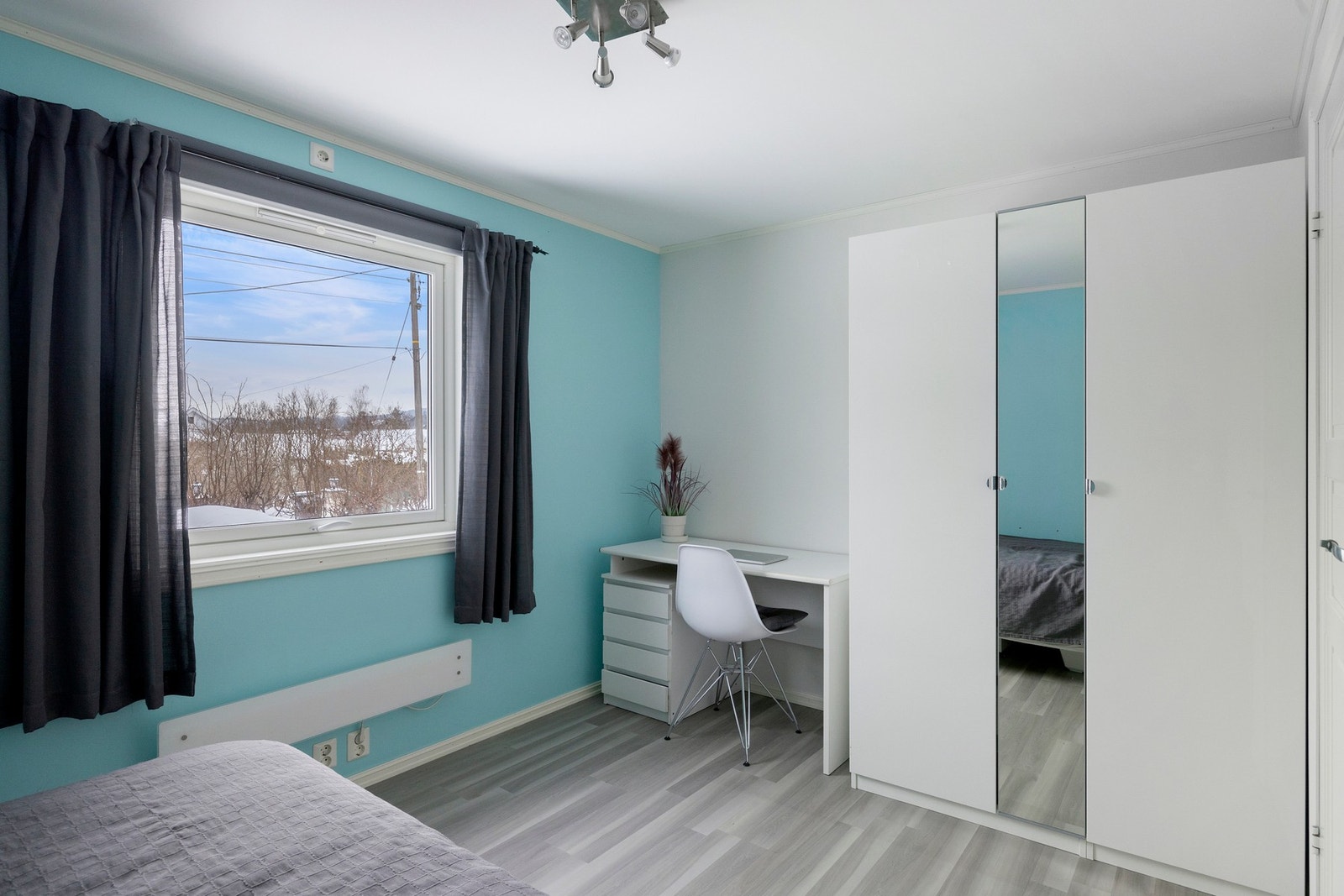 Rommet har en rekke møbleringsmuligheter Galleribilde