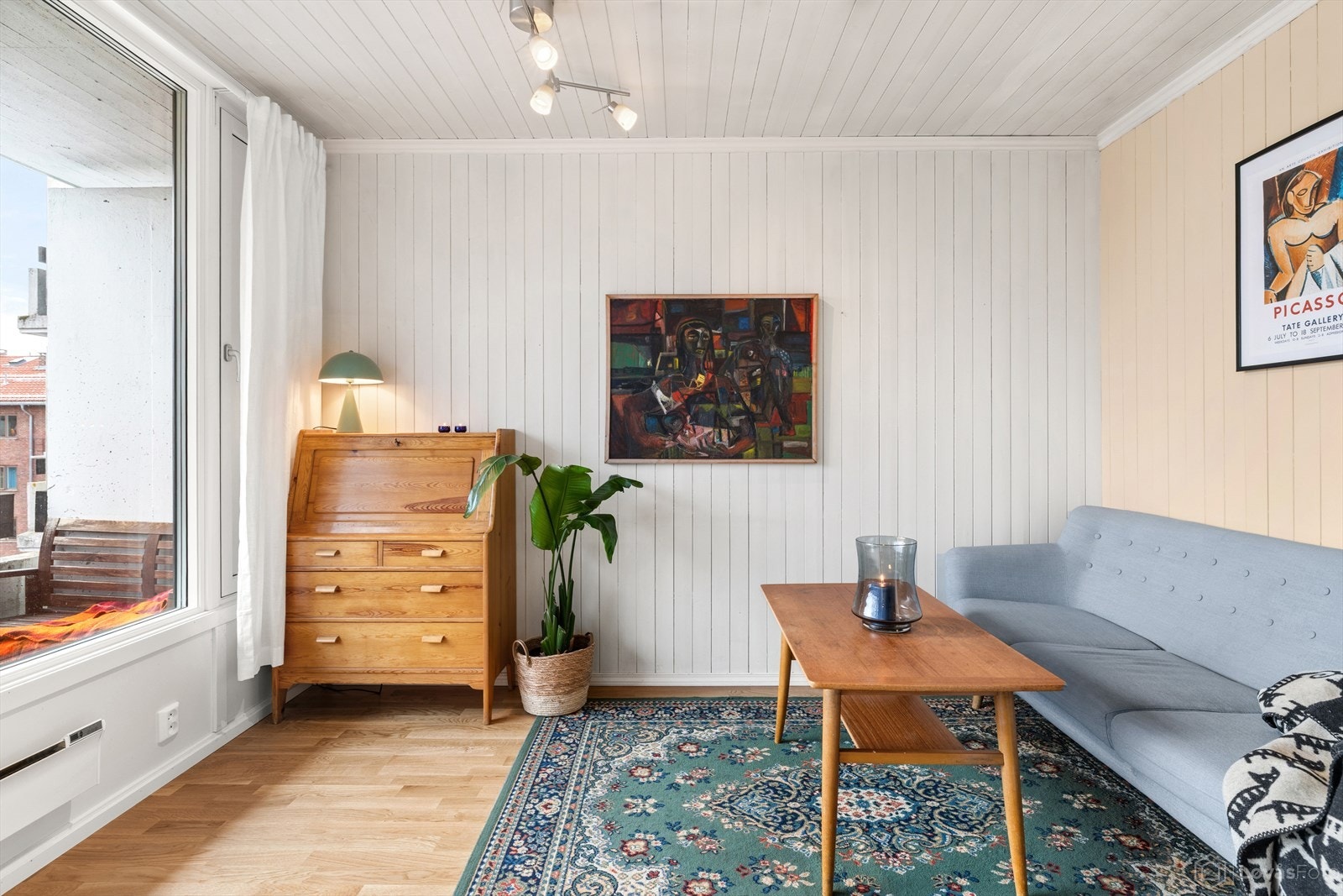 Dette er en sjarmerende, romslig 2-roms med balkong, heis og garasjemulighet. Galleribilde