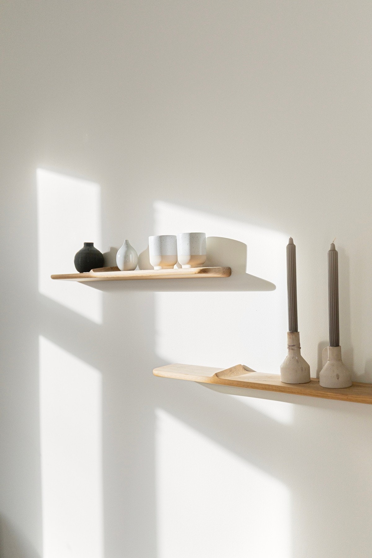 Nydelig lys inn til leiligheten - vinduer på 3 sider! Galleribilde