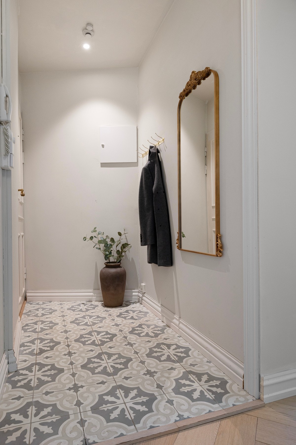 Det er også her lagt vakre, historiske fliser. Galleribilde