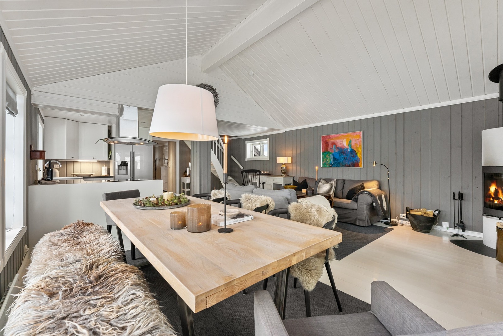 Romslig spisestue/stue Galleribilde