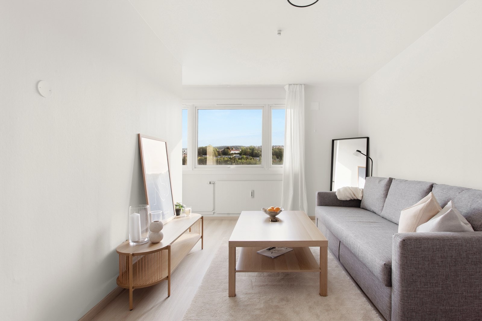 Velkommen til Teisenveien 43, en nyoppusset og arealeffektiv 1-roms med sentral beliggenhet. Galleribilde