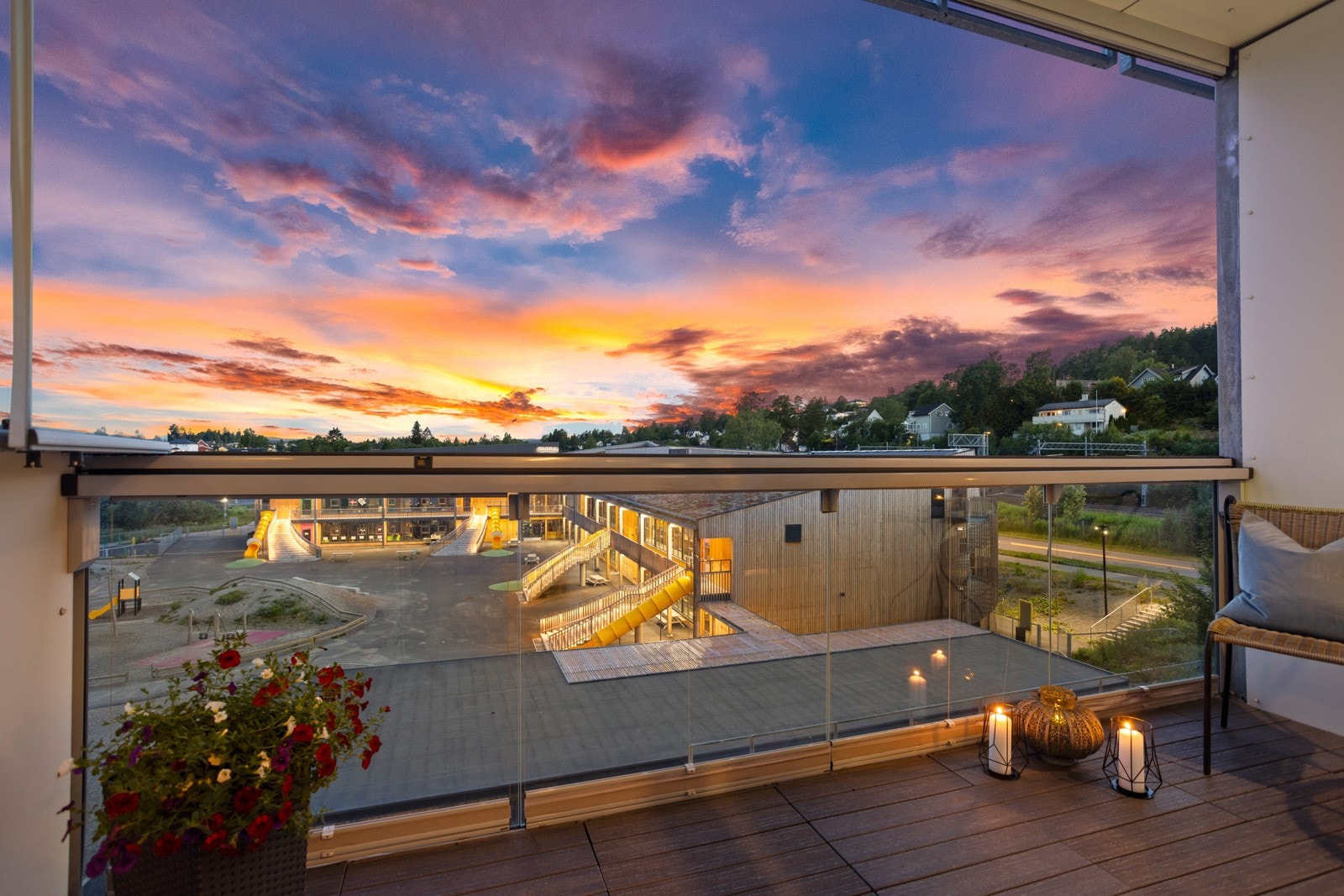 Lun kveldsstemning på balkongen Galleribilde