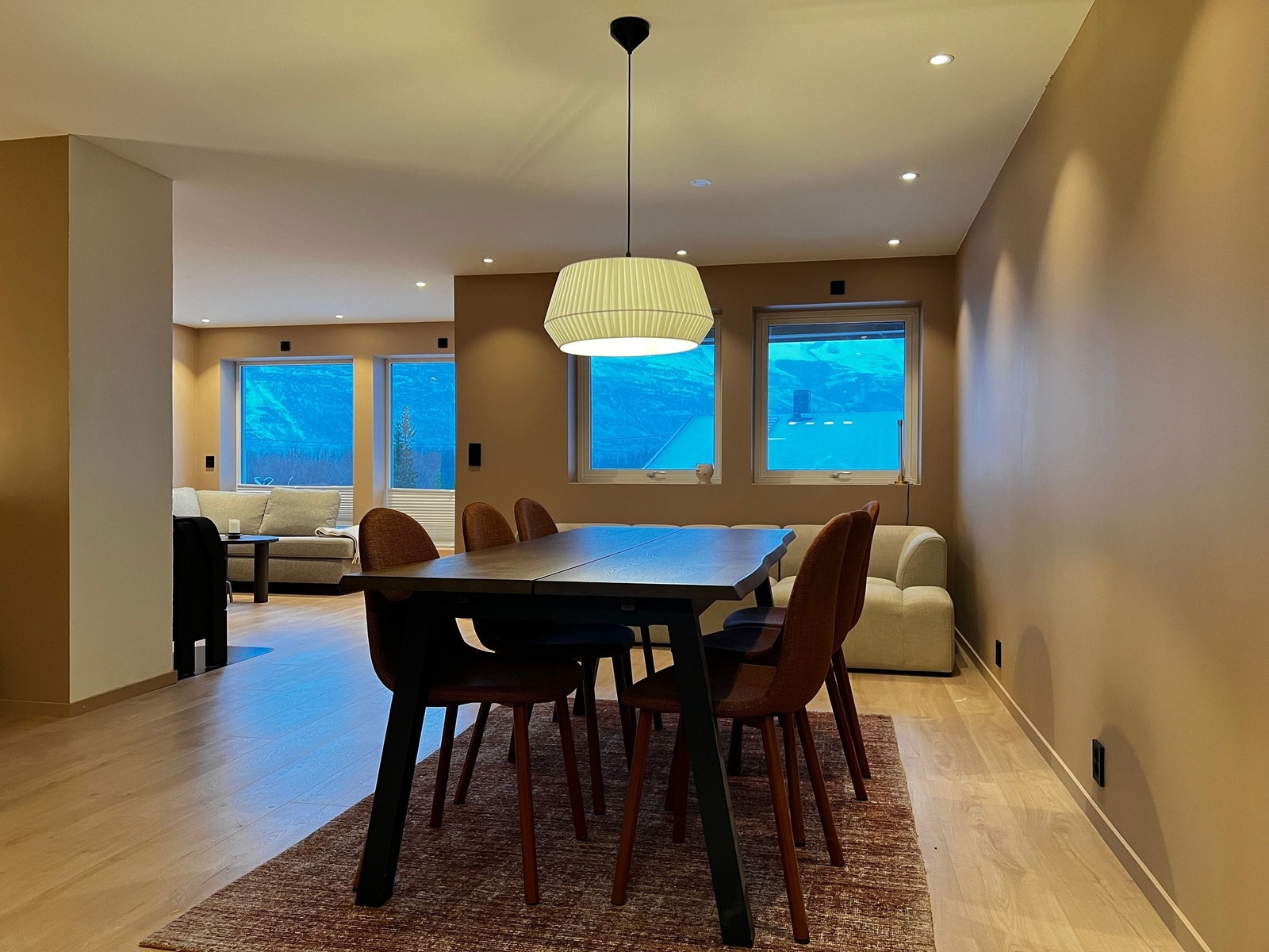 Spisestue - 2.etg Galleribilde