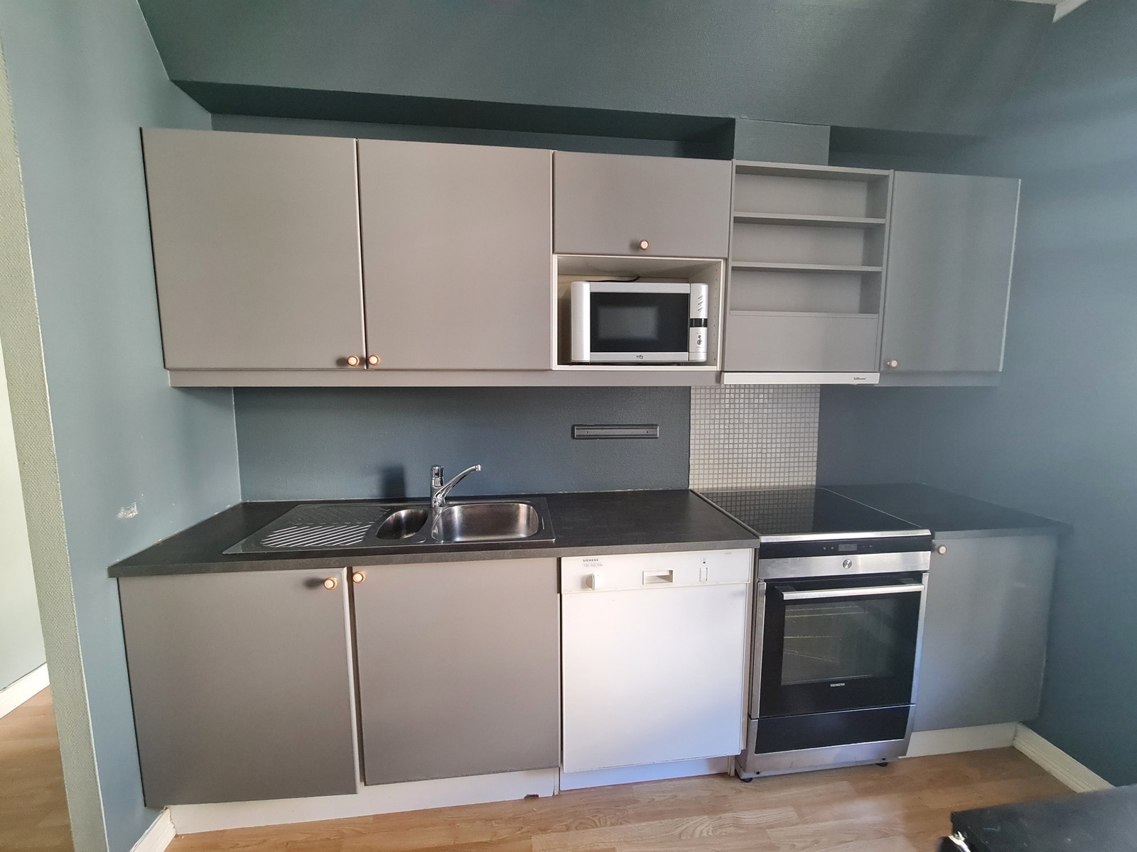 Kjøkken med alt det du trenger Galleribilde