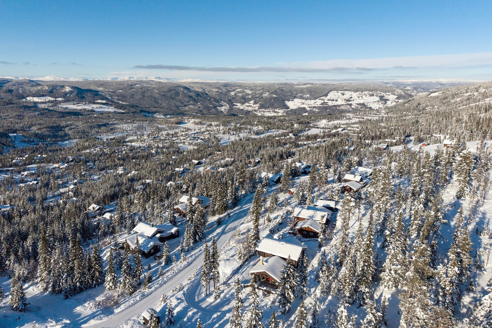Solrikt og fint beliggende eiendom. Galleribilde