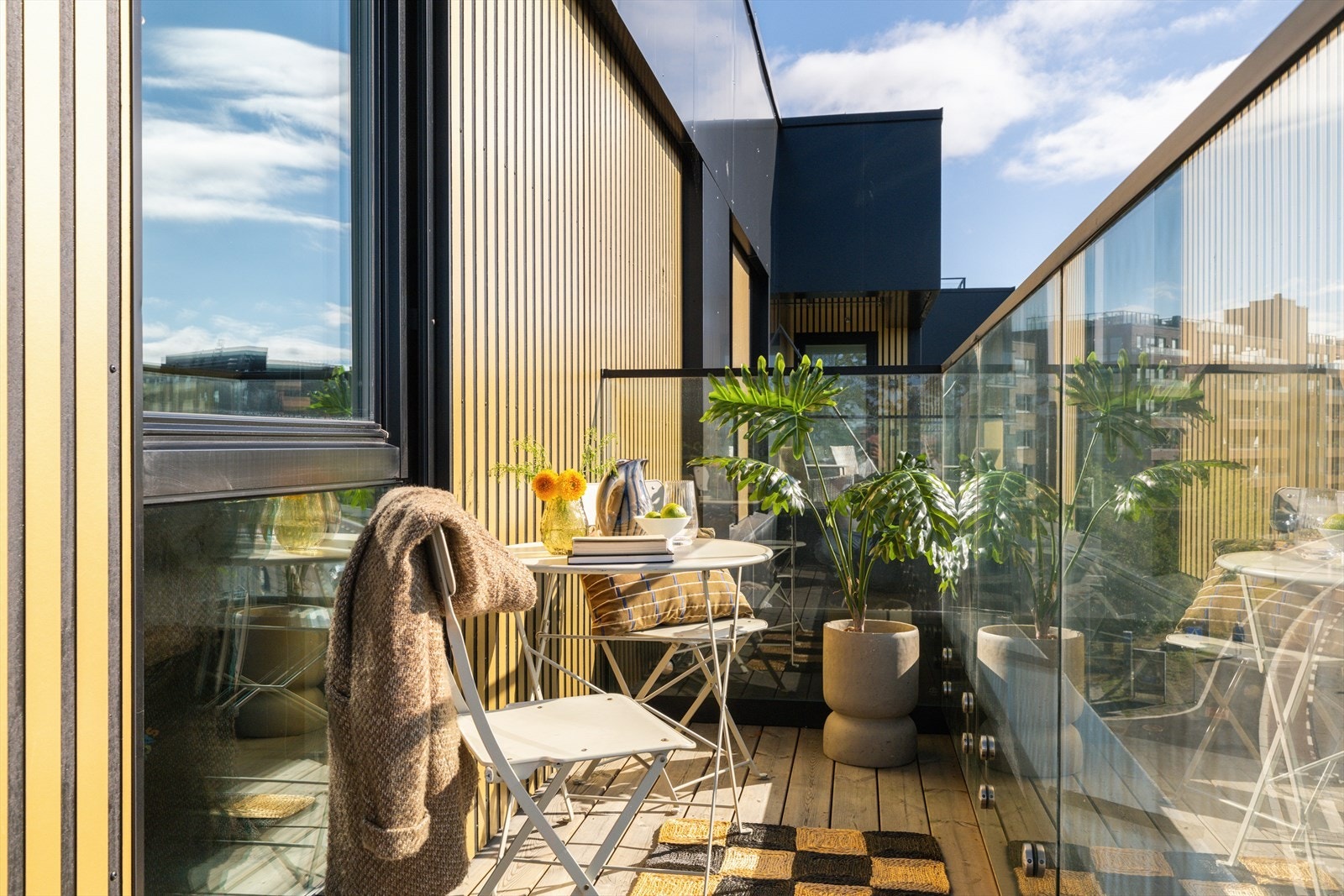 Også her er det plass til en liten sittegruppe. Galleribilde