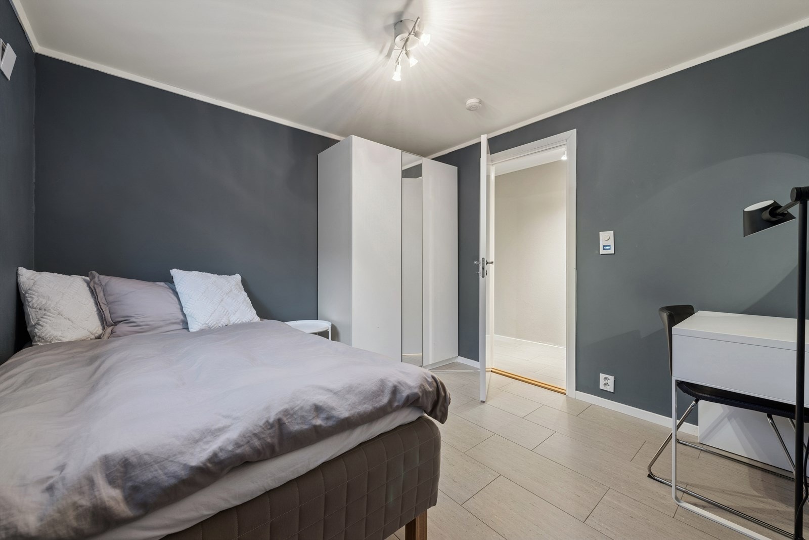 Soverom 4 - det er gulvvarme i hele underetasjen Galleribilde