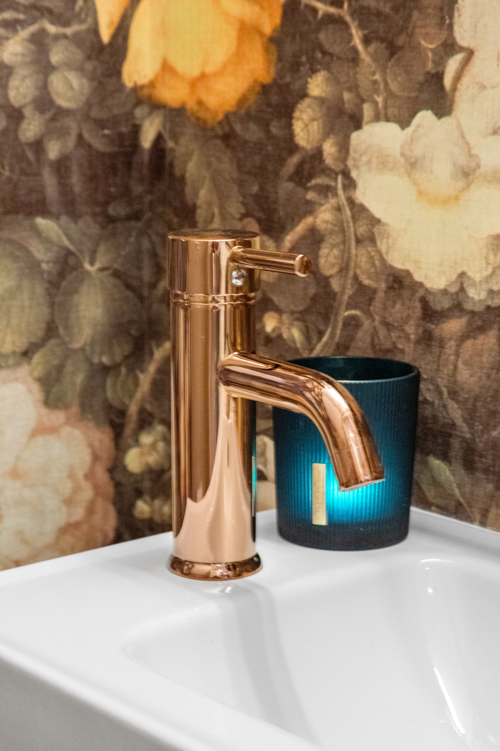 Detaljfoto gjestetoalett | varmekabel i gulv Galleribilde