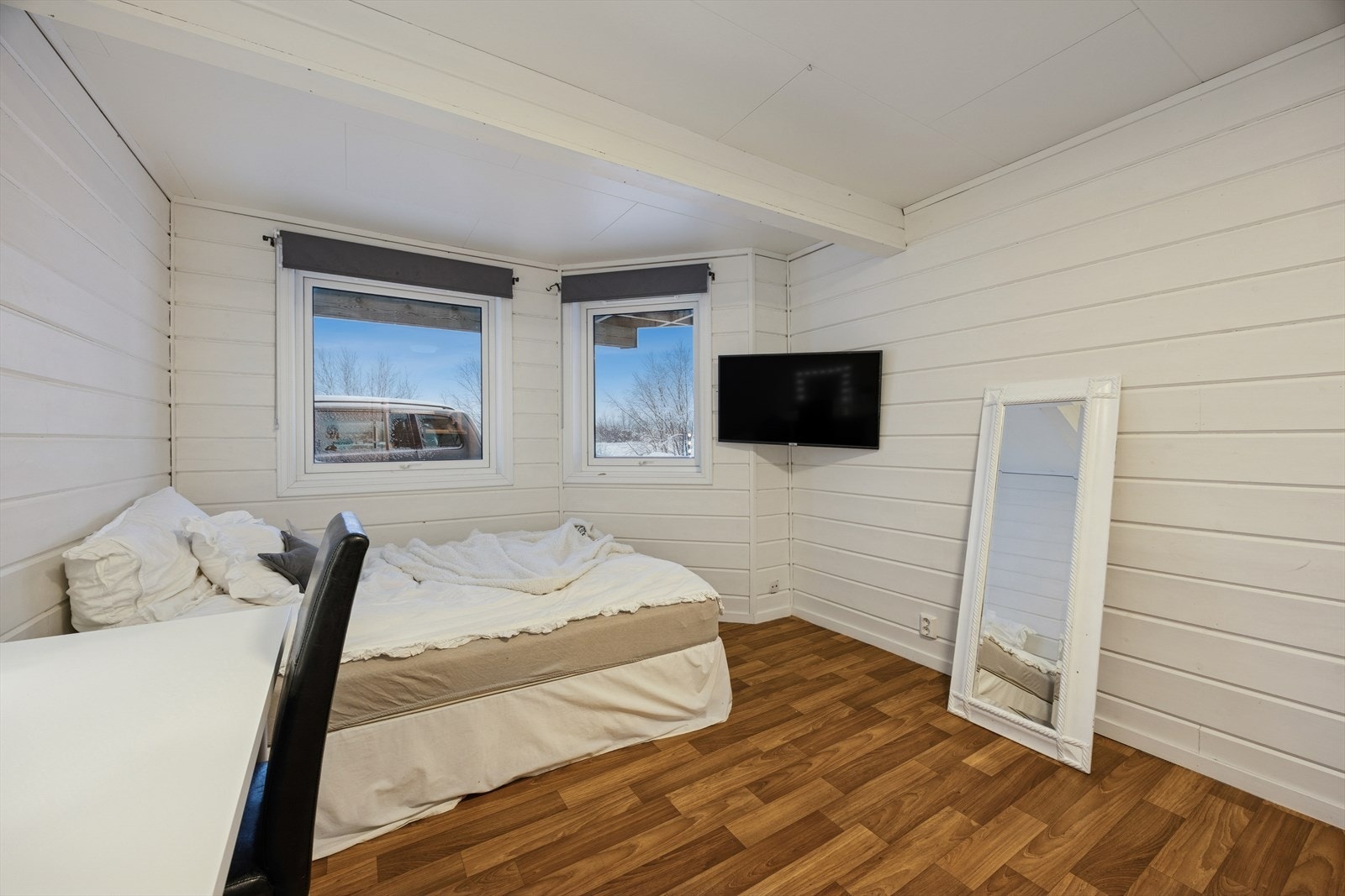 Innvendige overflater i sokkeletasjen ble fornyet i 2006. Galleribilde