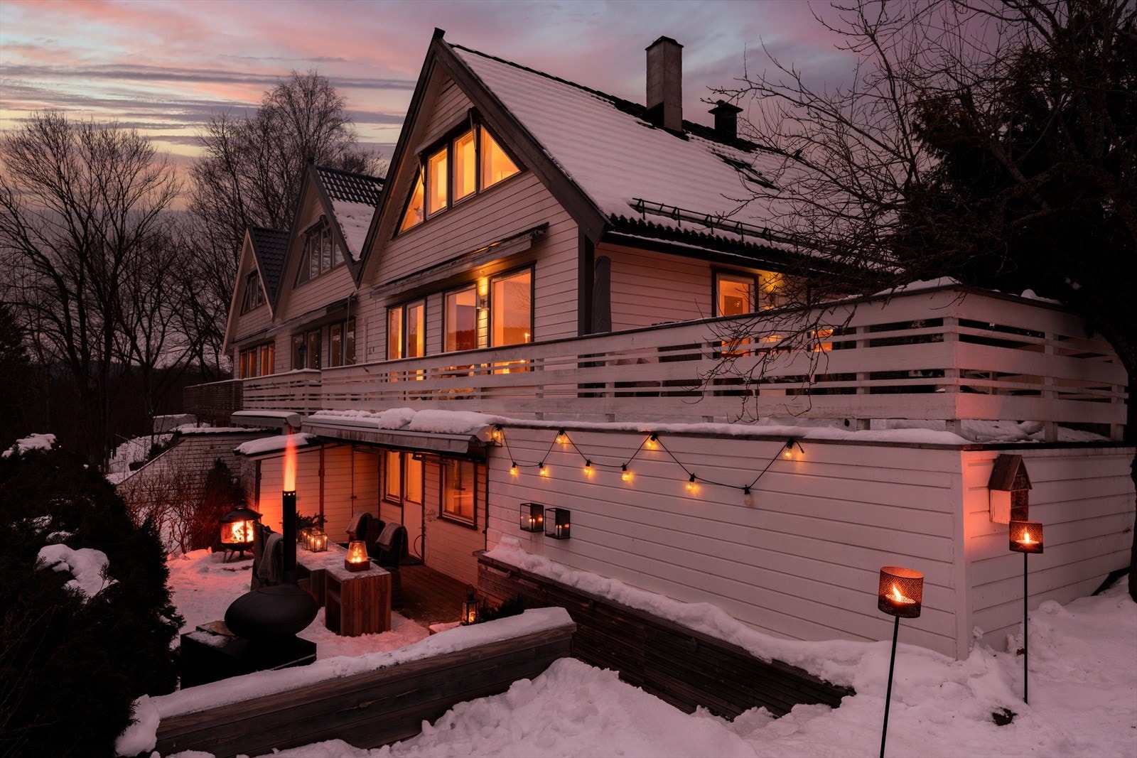 Kjedet endebolig. Galleribilde