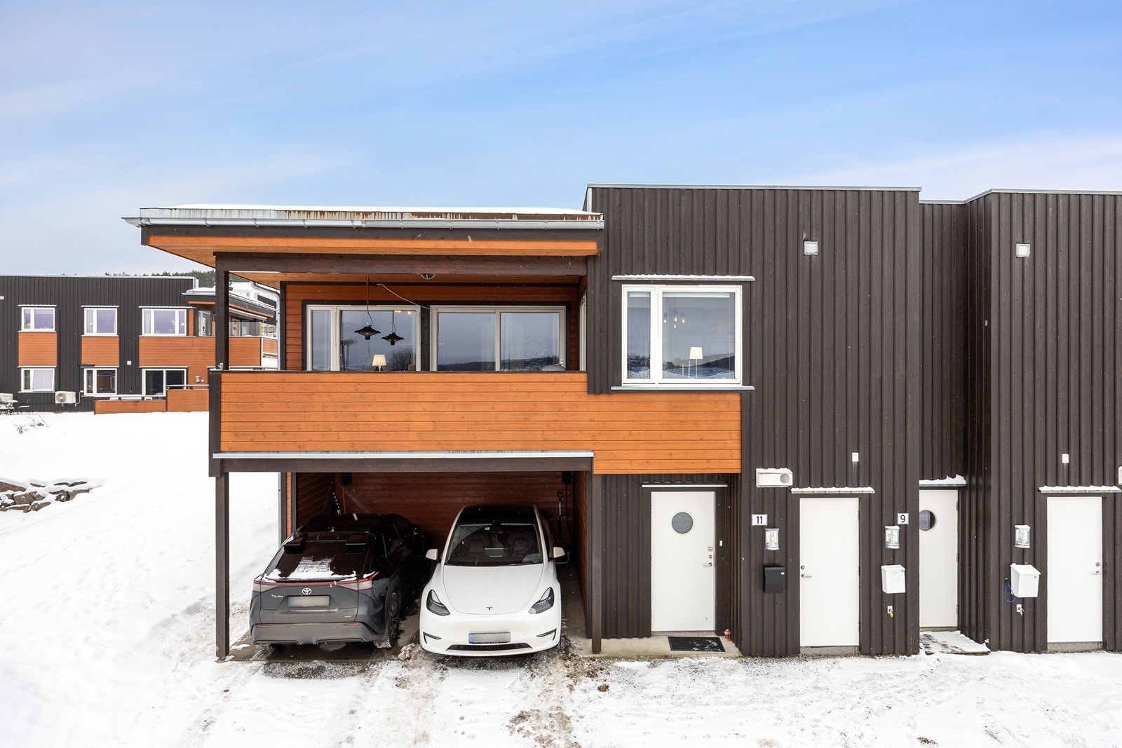 Velkommen til Jorbærveien 9. Foto Svein Michaelsen - Exponering. Galleribilde