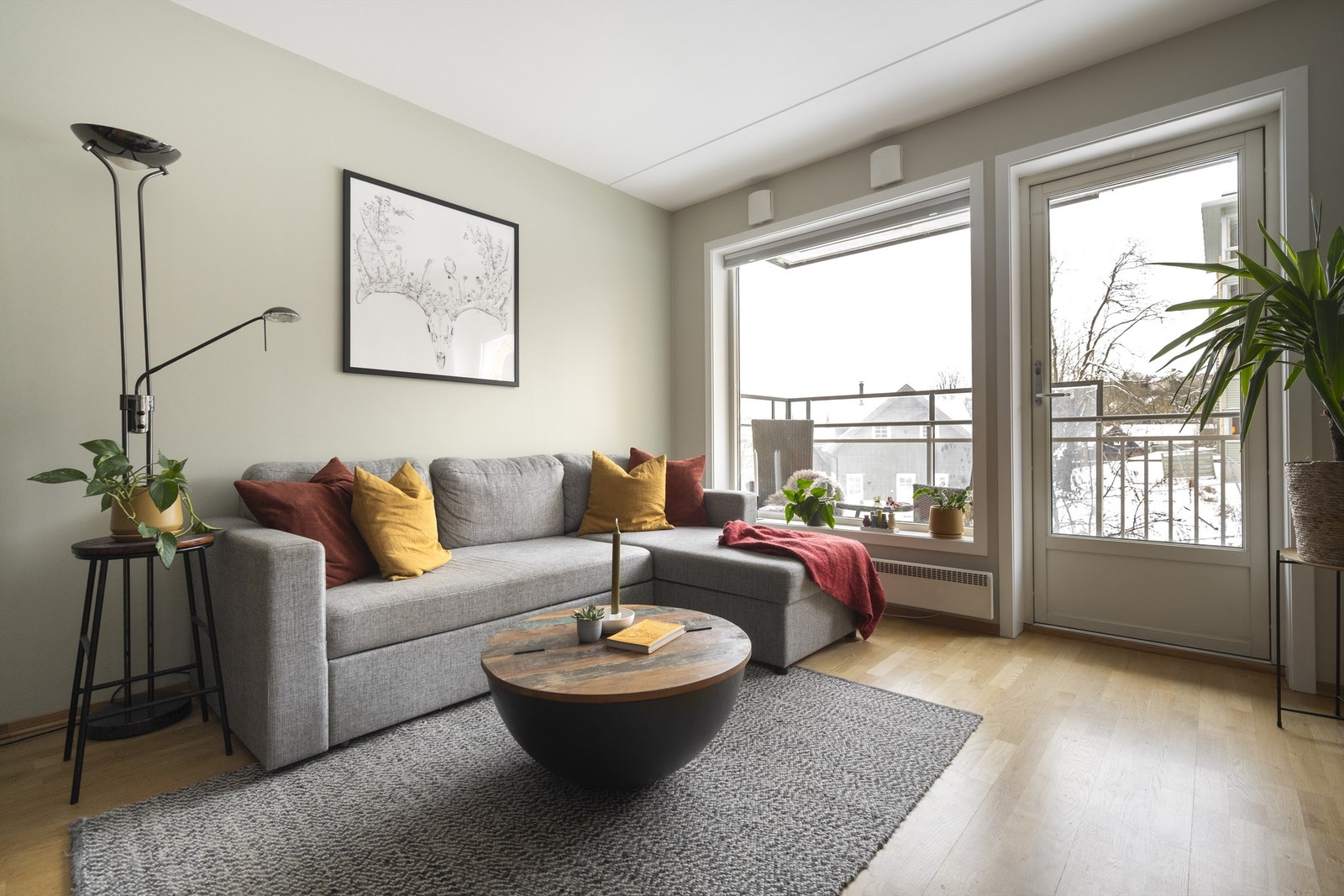 Fra stuen har du direkte adkomst til en herlig balkong. Galleribilde