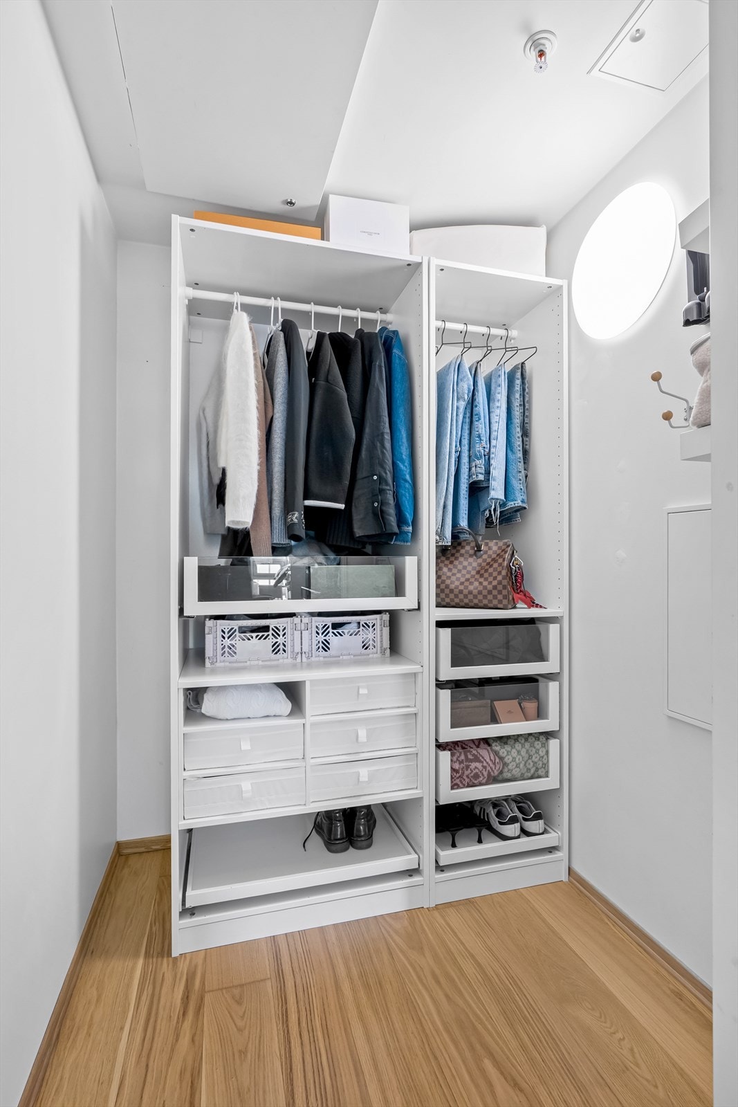 Garderobe/teknisk rom. Galleribilde