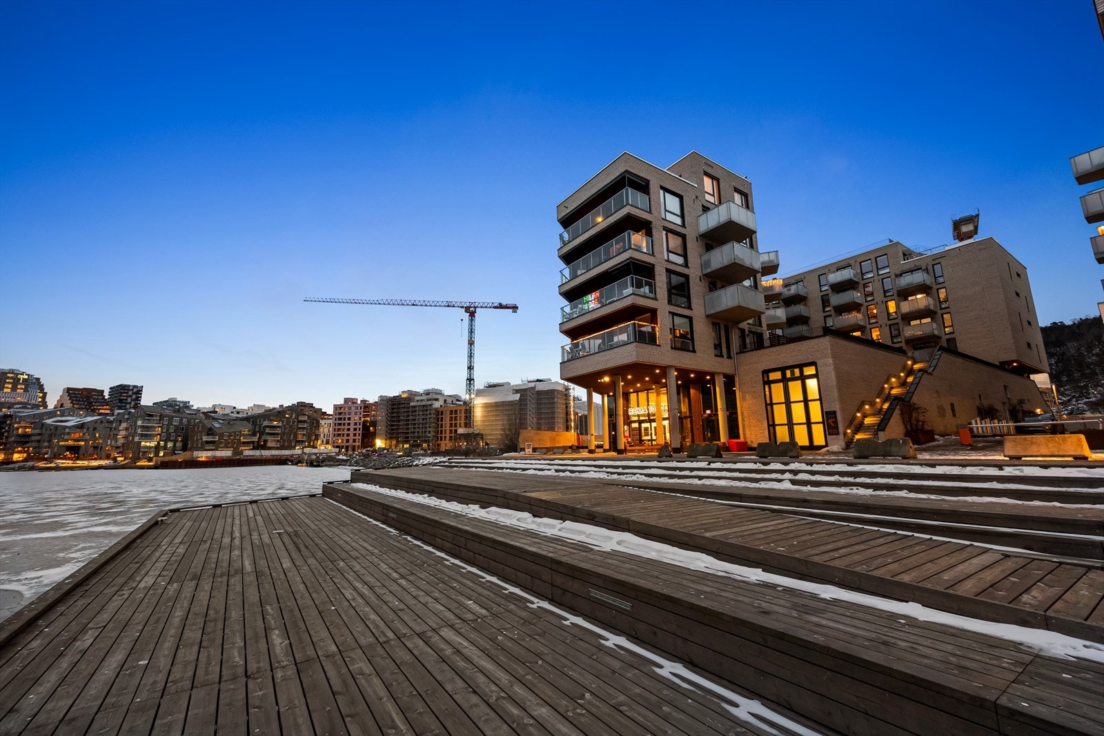 Sørengkaia 9 kveld Galleribilde