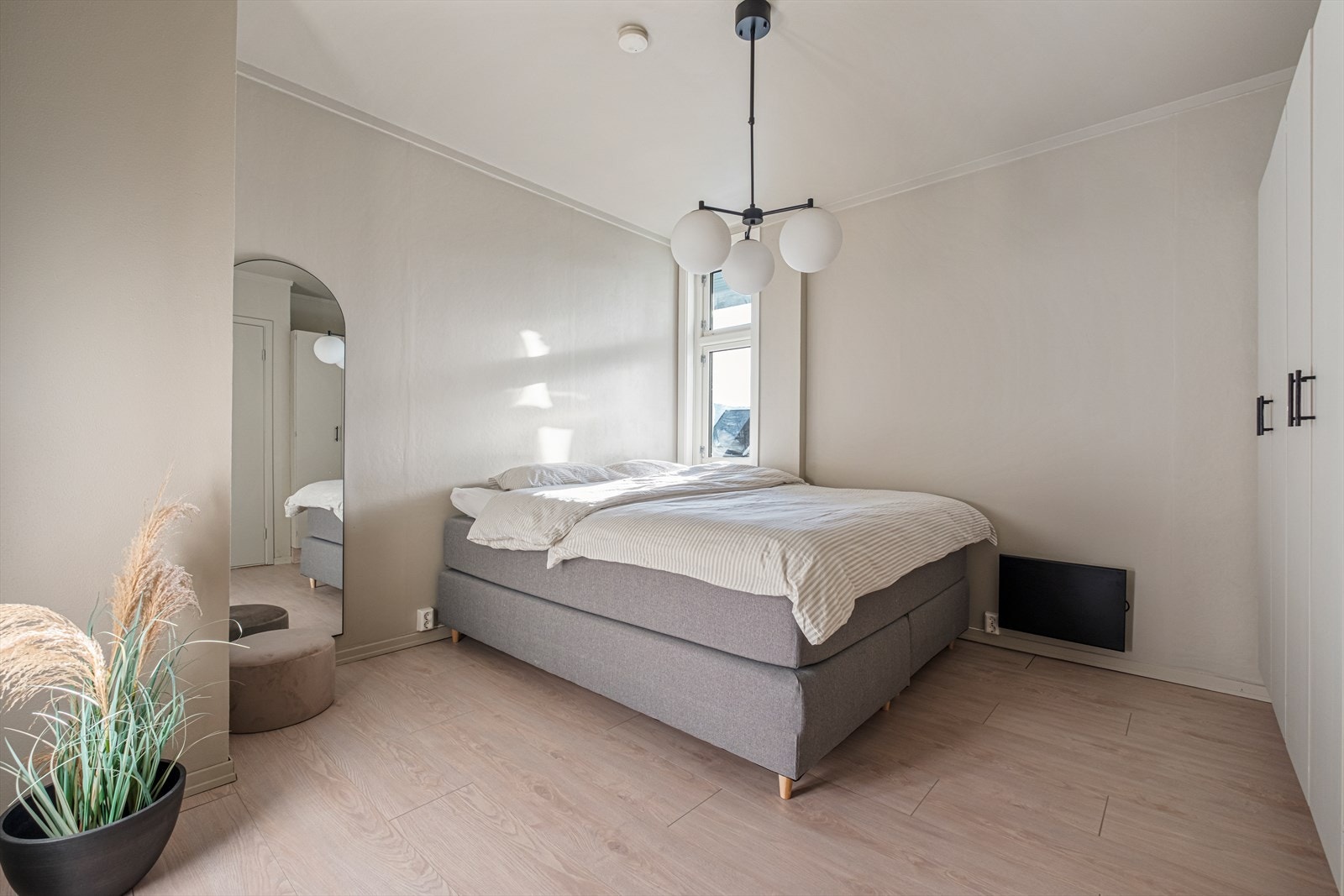 Soverom I - Lys og romslig soverom Galleribilde