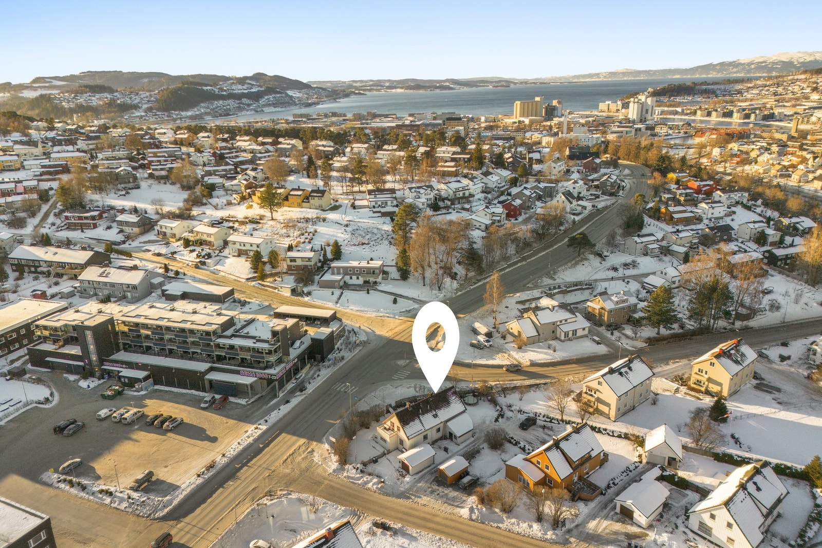 Velkommen til Guldbergaunet 4, presentert av EiendomsMegler 1 v/ Kjetil Sandmo. Foto: ELW media (Espen Wåde) Galleribilde