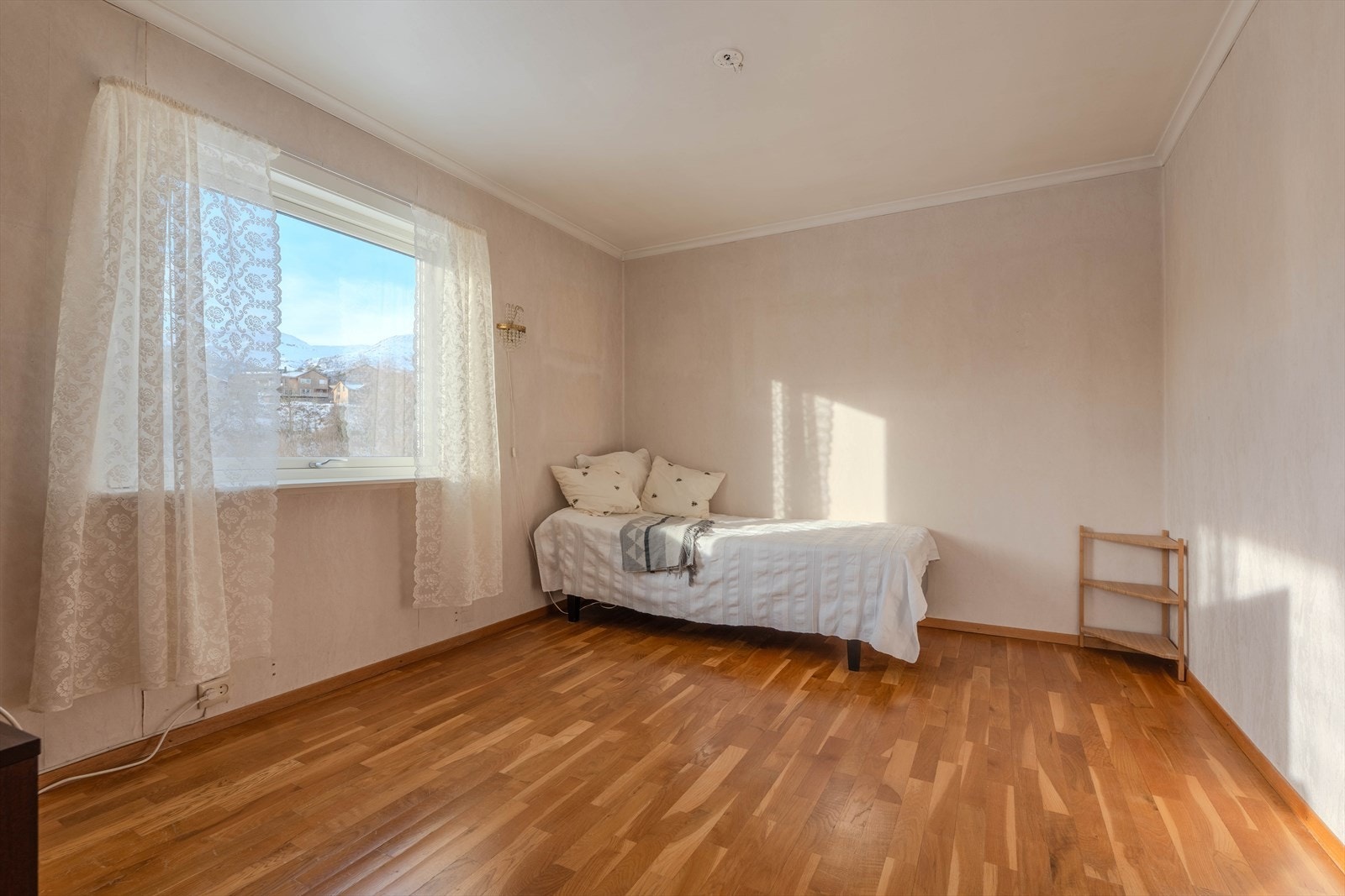 Stue / muligheter å etablere soverom Galleribilde