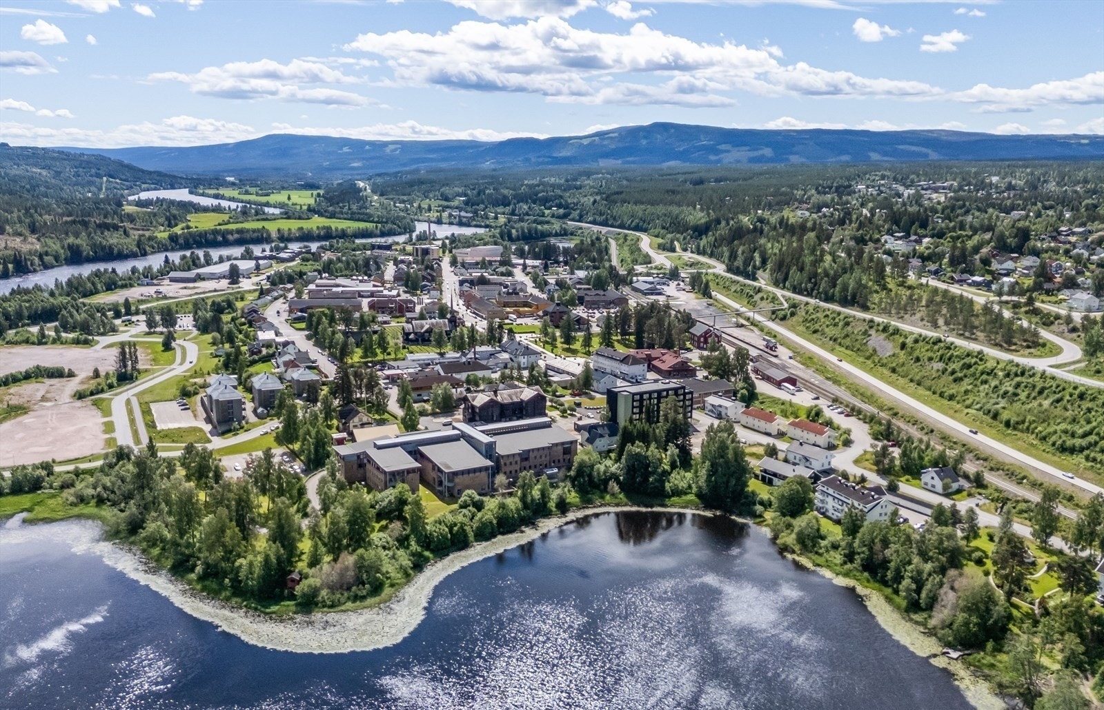 Oversiktsbilde mot sentrum. Galleribilde