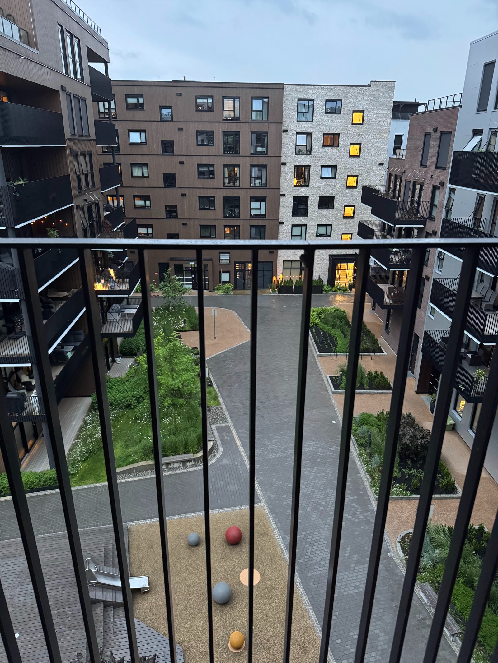 Utsikt mot atrium Galleribilde