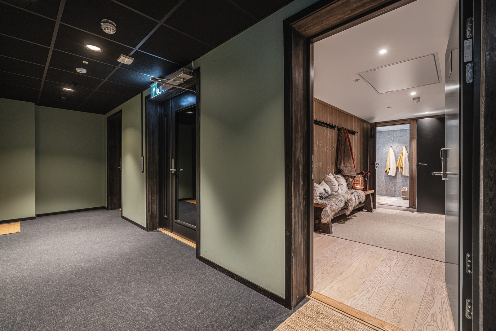 Inngangsparti fra felles gang og heis. Galleribilde