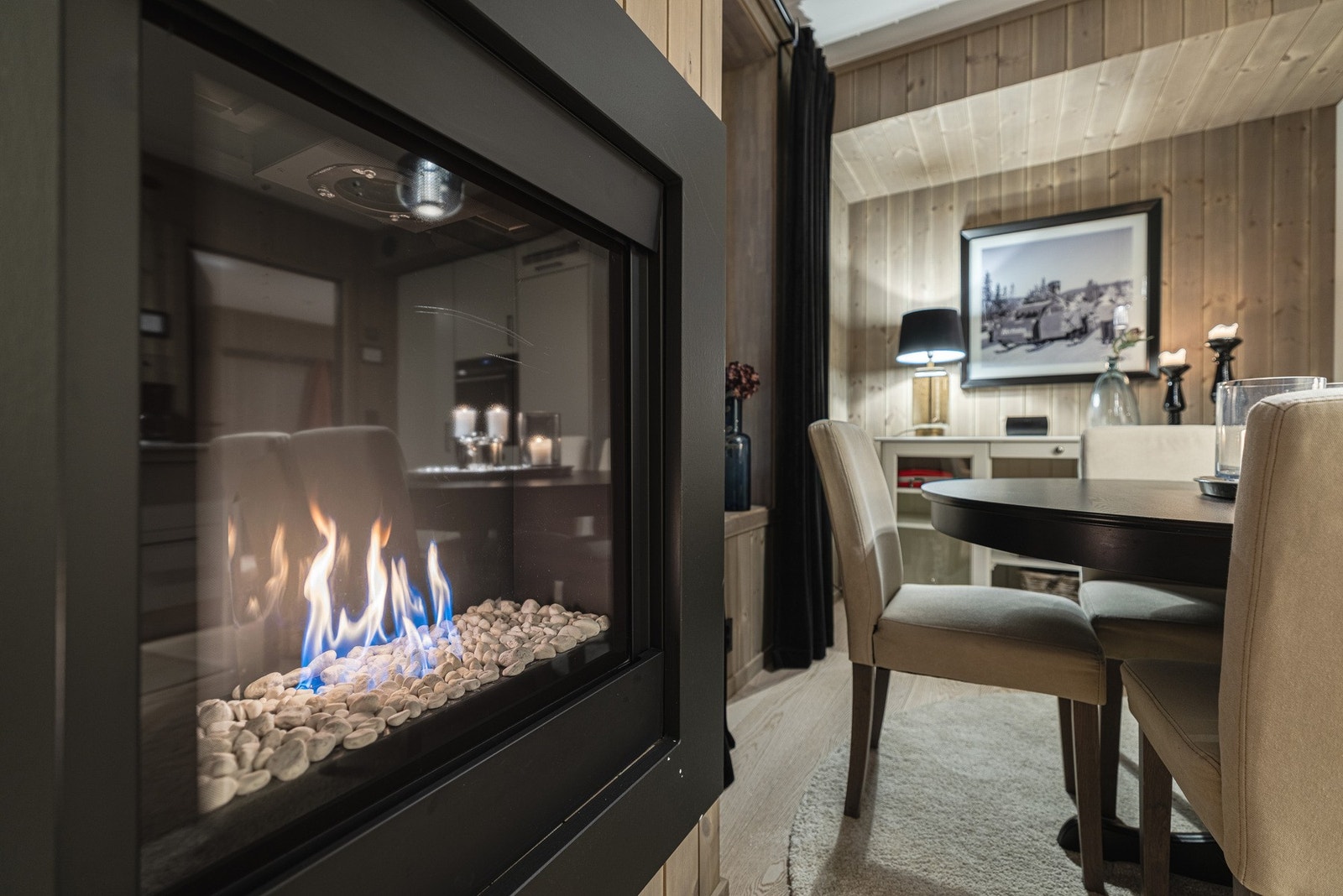 Gasspeisen står sentralt plassert i oppholdsrommet. Galleribilde