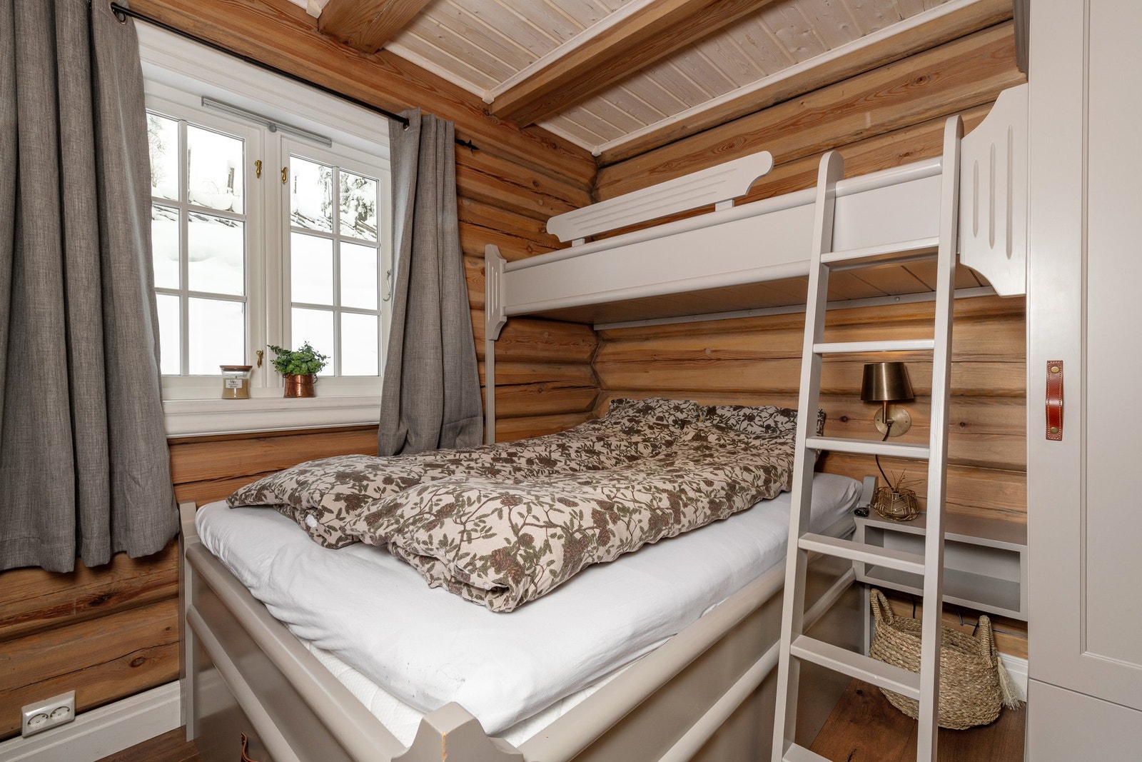 Soverom 3. Med plassbygde senger fra Uvdal snekkerverksted. Galleribilde