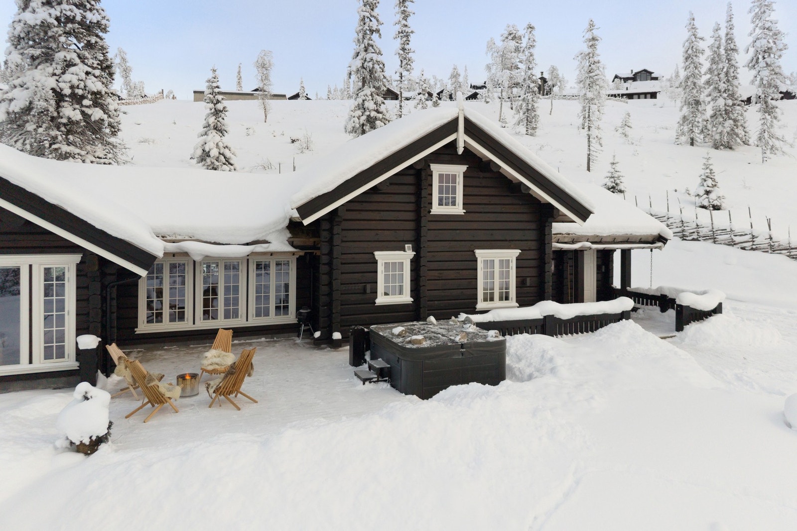 Stort uteområde for barn og unge å leke på. Galleribilde