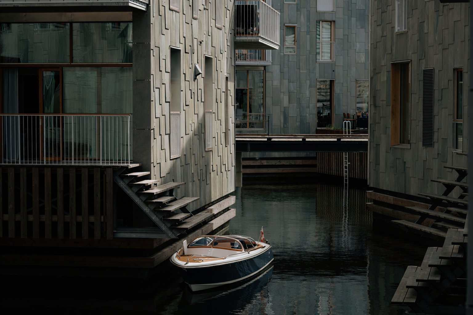 Velkommen til Operagata 65 A! Boligen er presentert av Nordvik avd. Frogner ved Kristian Karlsrud Galleribilde