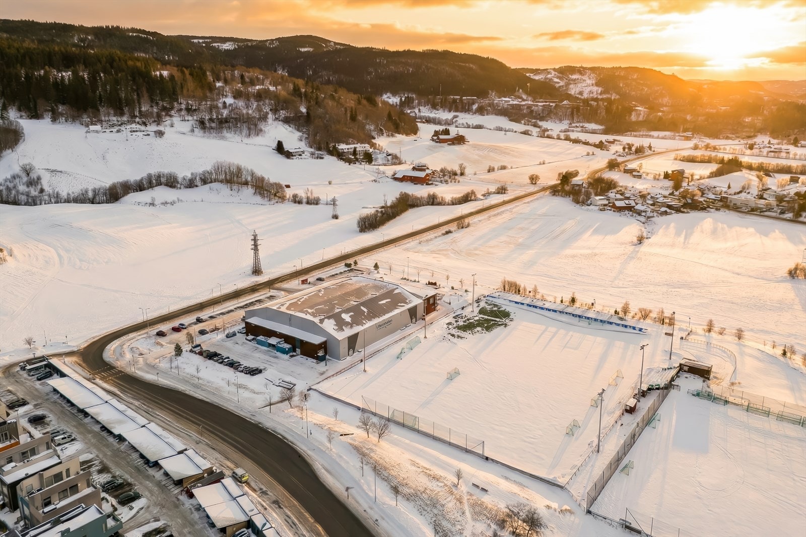 I nærområdet finnes et bredt utvalg av treningsfasiliteter, med blant annet 3T Moholt, Risvollan treningssenter og treningssenteret på Utleirahallen i kort avstand. Galleribilde